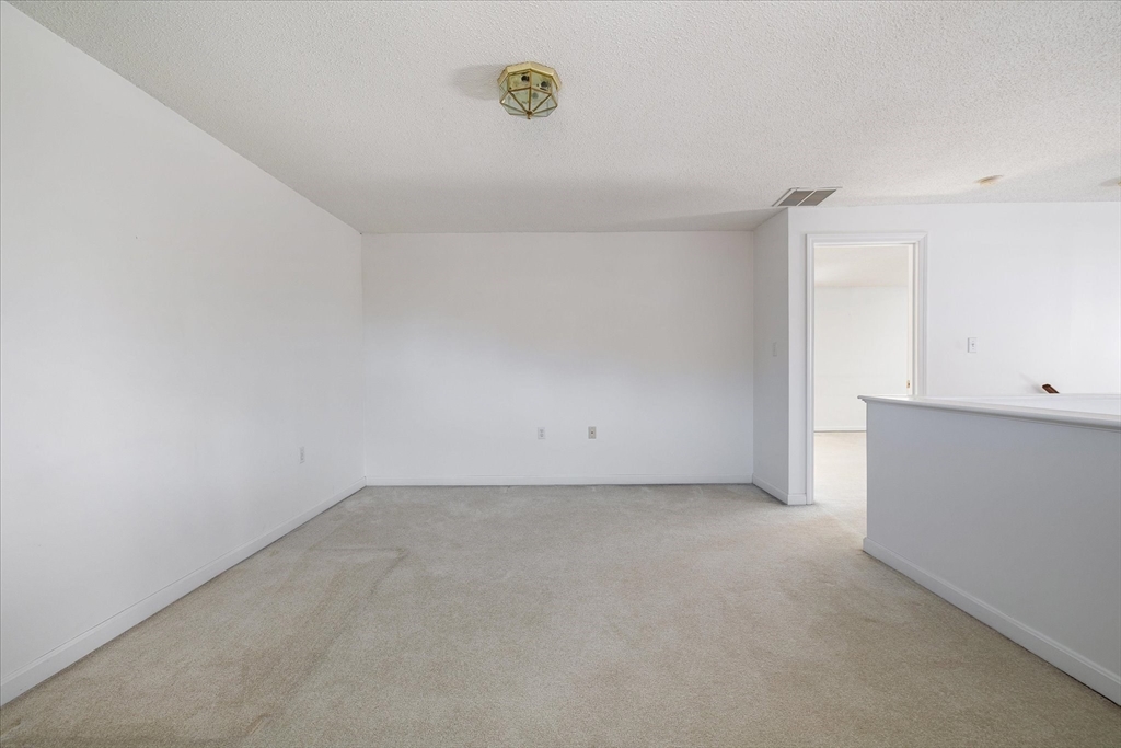 36 Betsy Ross Cir # 36