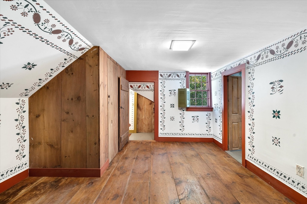 5 Carpenter Hill Rd