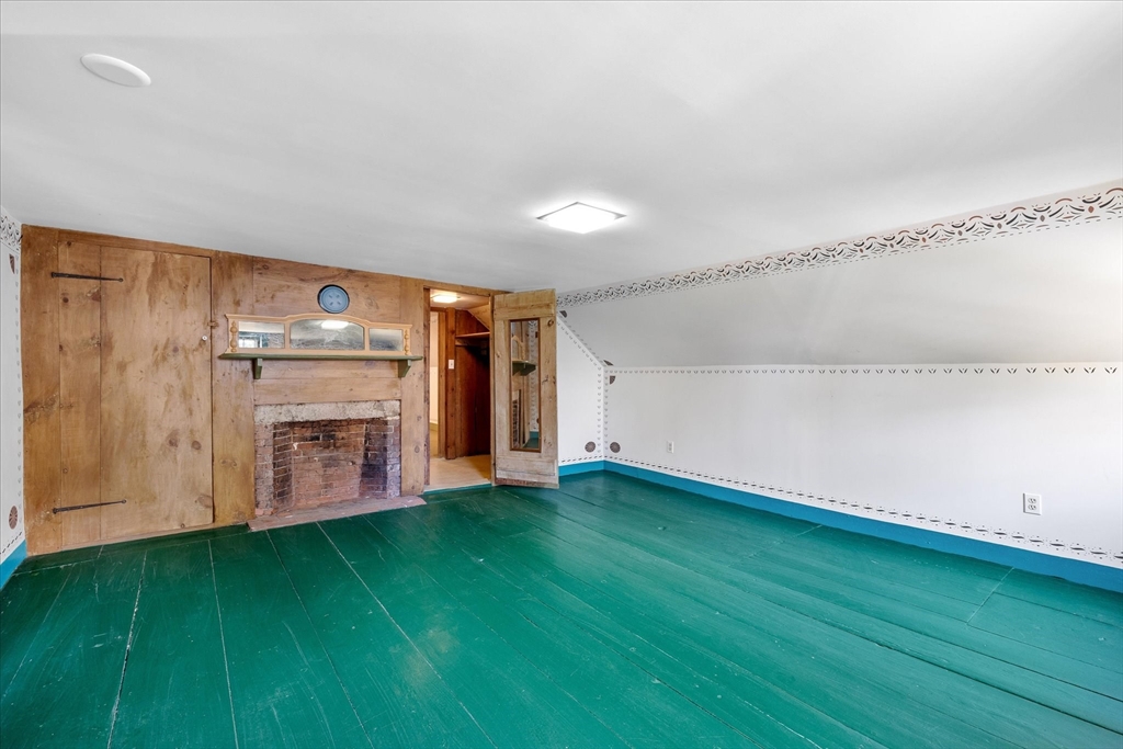 5 Carpenter Hill Rd