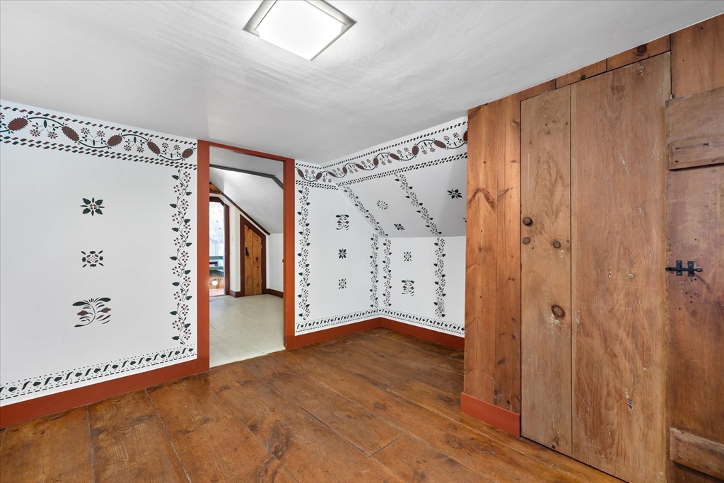 5 Carpenter Hill Rd