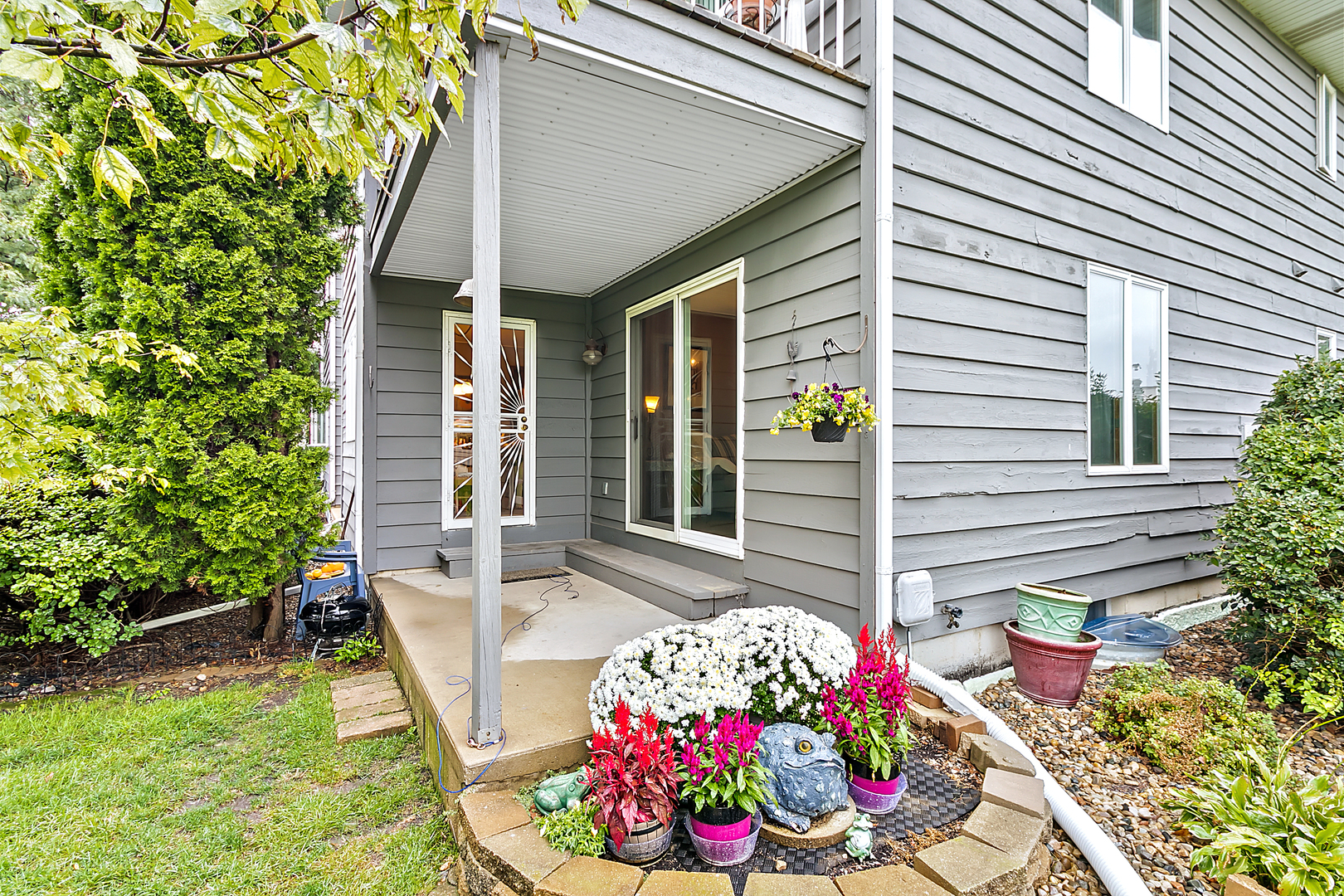 9586 KEILMAN Street Unit: 1