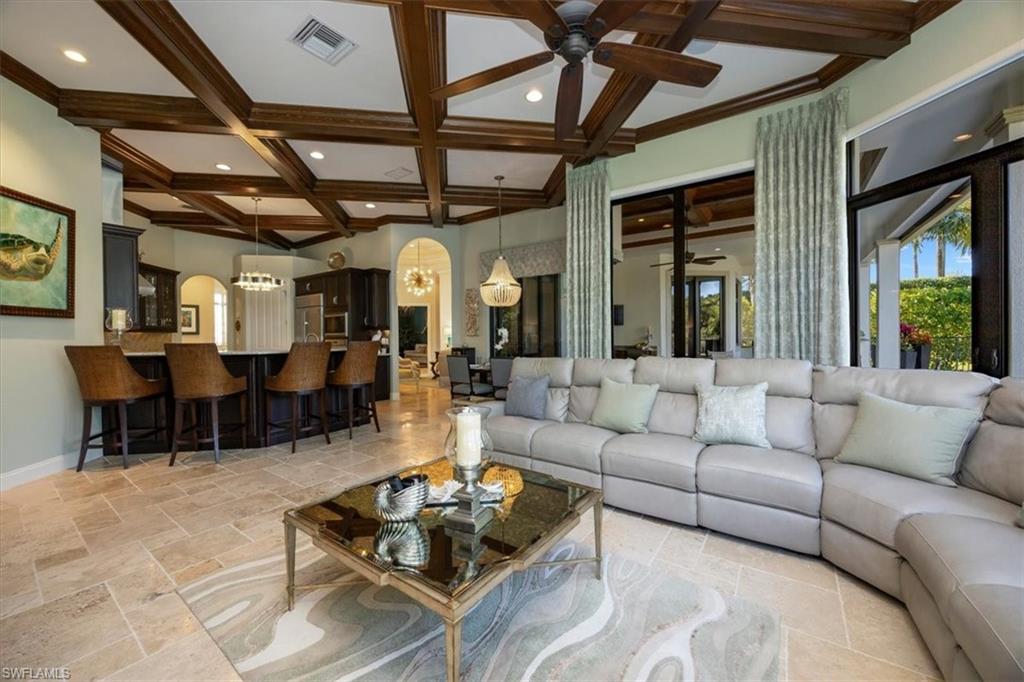 8556 Majorca LN, NAPLES