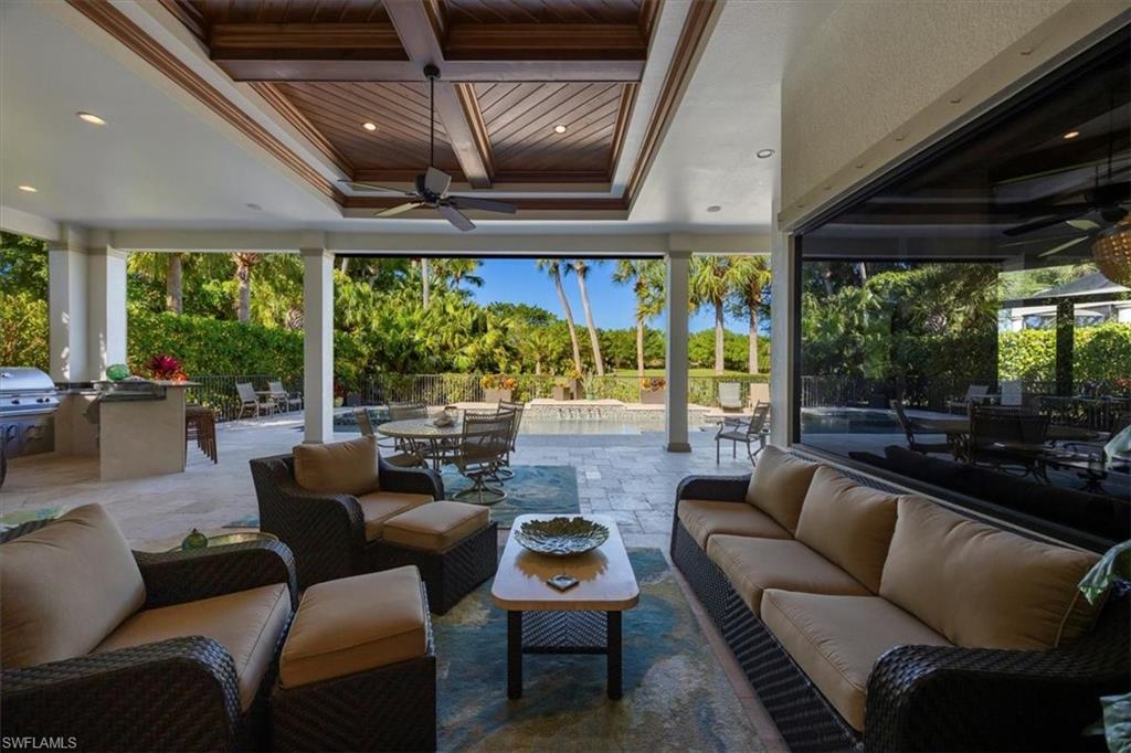 8556 Majorca LN, NAPLES