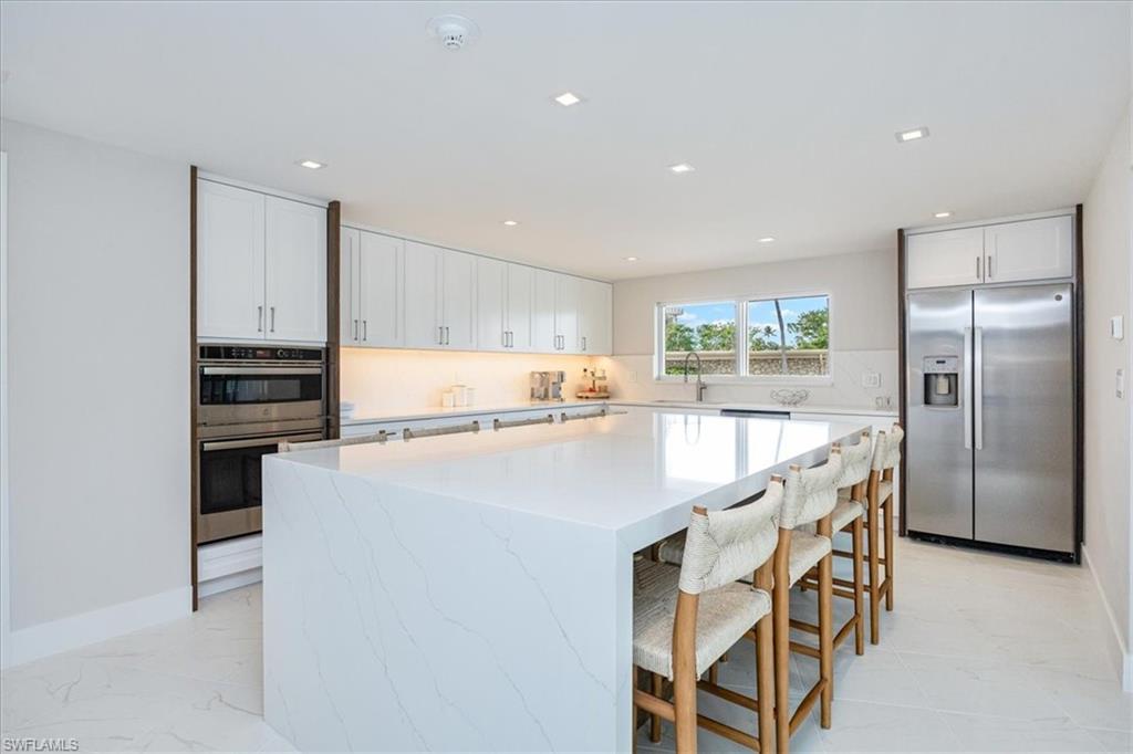 3410 Gulf Shore BLVD N # 302