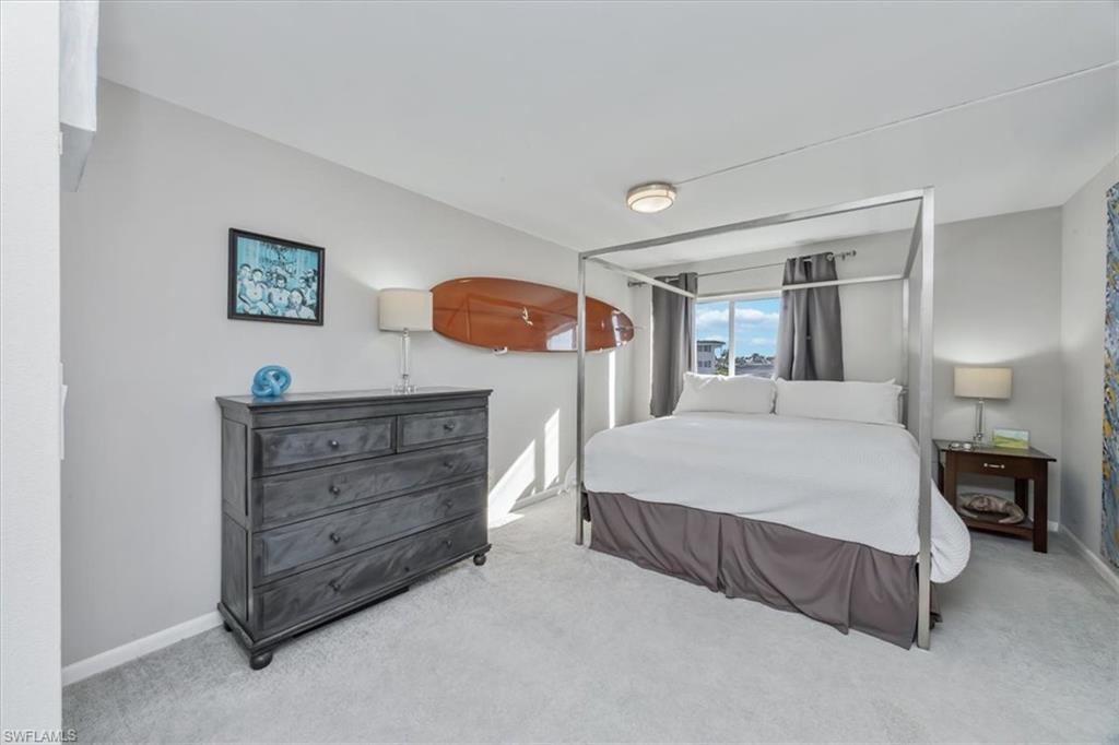 3410 Gulf Shore BLVD N # 302