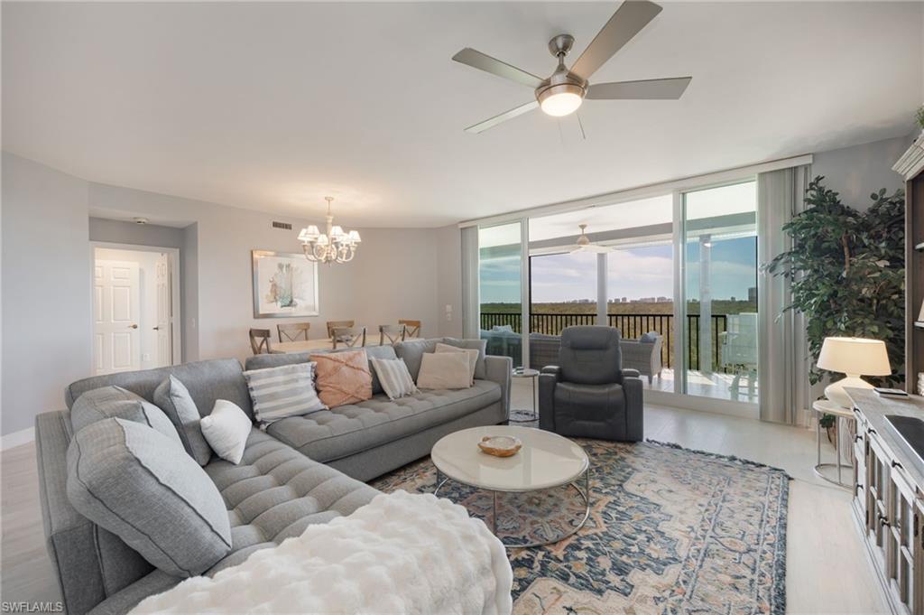 425 Cove Tower DR 502