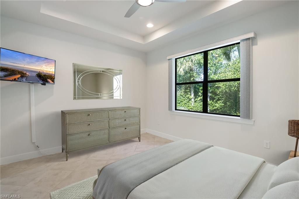 9074 Triangle Palm LN