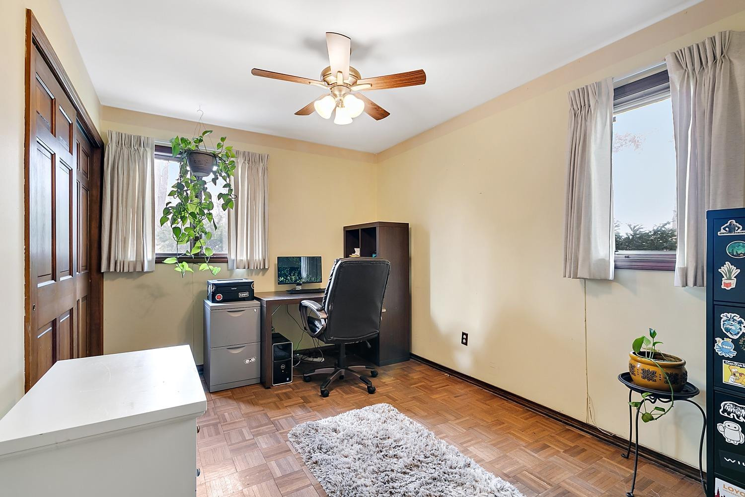 12613 Van Buren Street