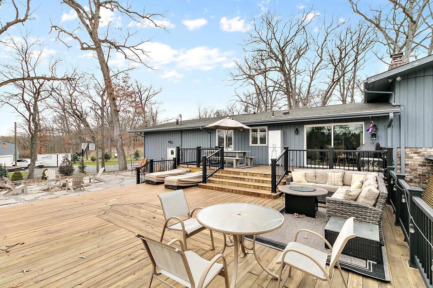 12613 Van Buren Street