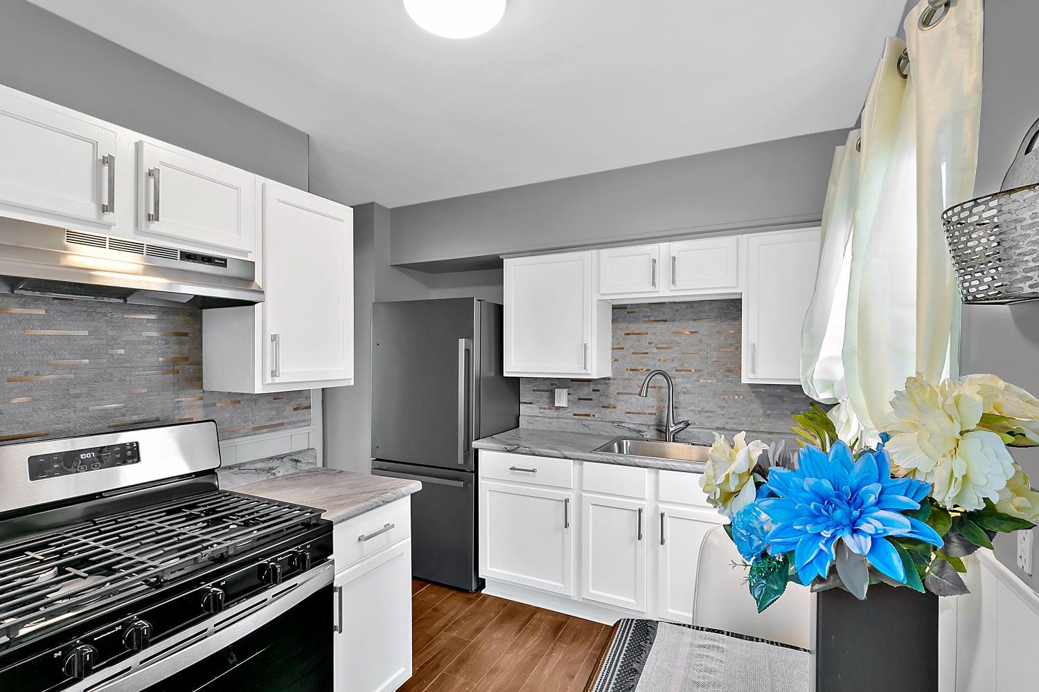 7447 Jarnecke Avenue