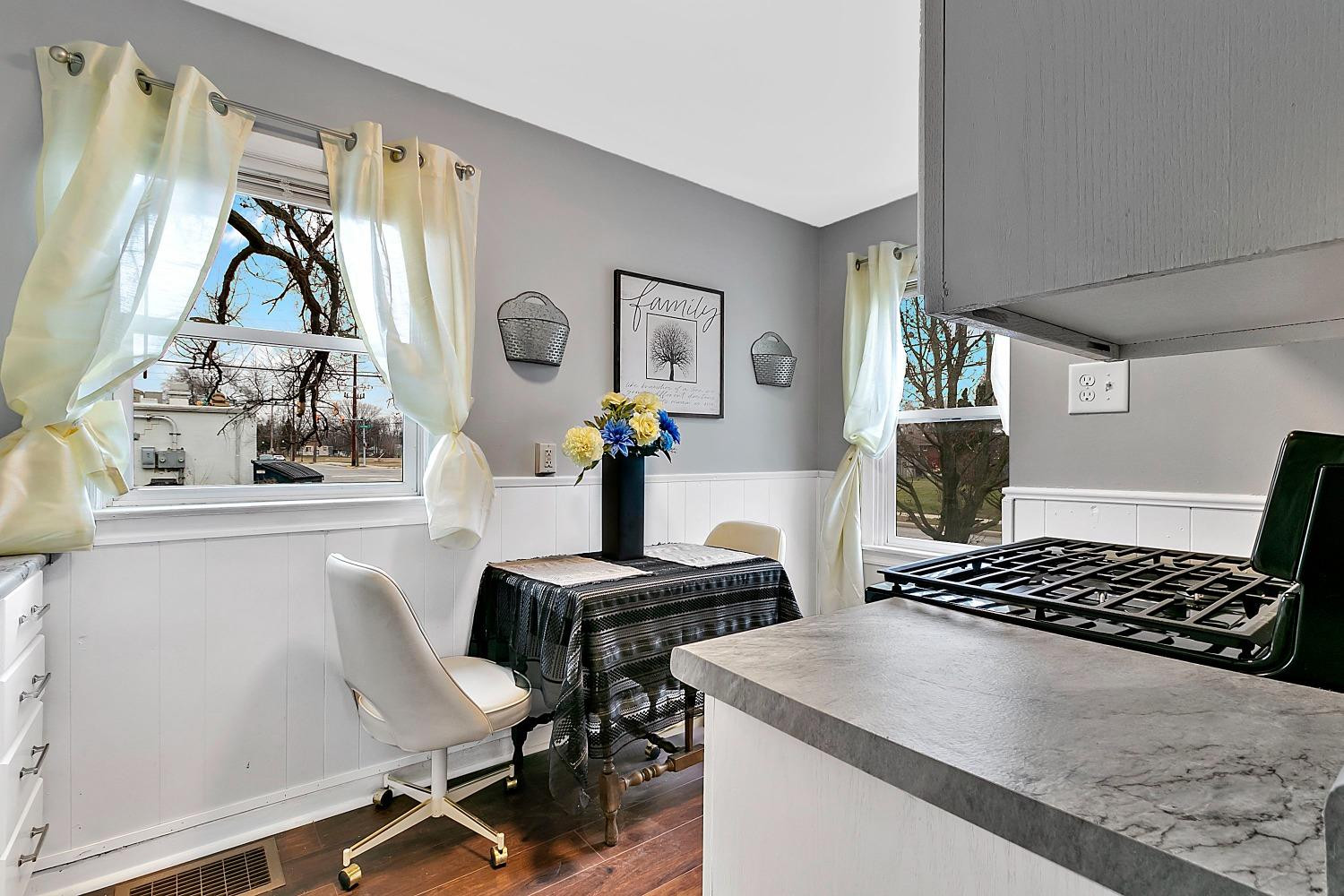 7447 Jarnecke Avenue