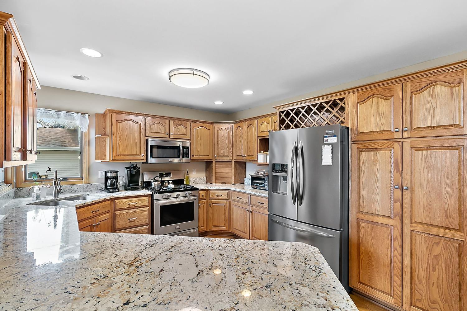 9605 Hawthorne Drive