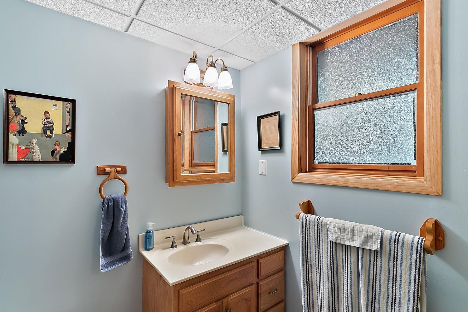 9605 Hawthorne Drive