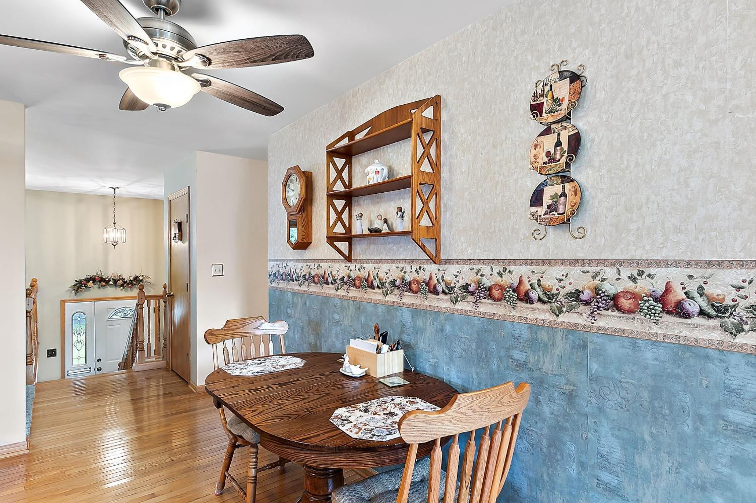 9605 Hawthorne Drive