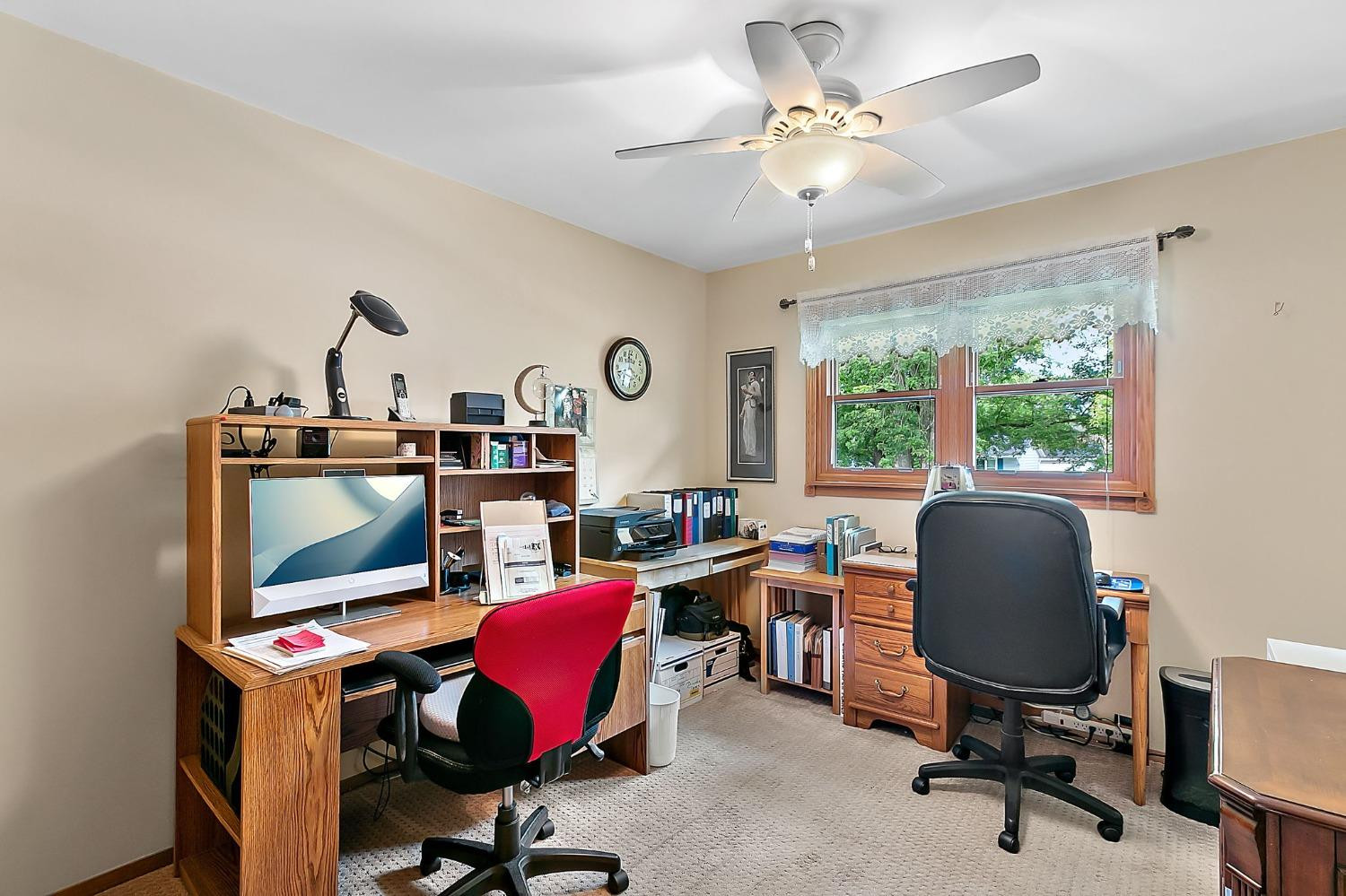 9605 Hawthorne Drive