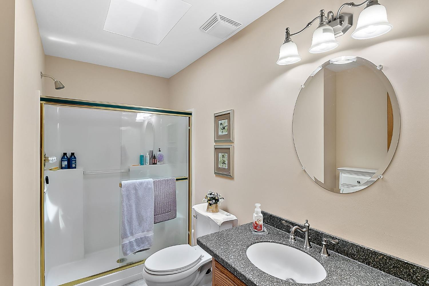 9605 Hawthorne Drive