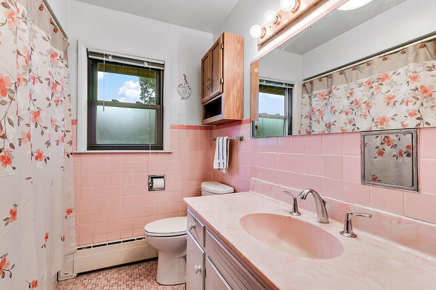 8605 Cottage Grove Avenue