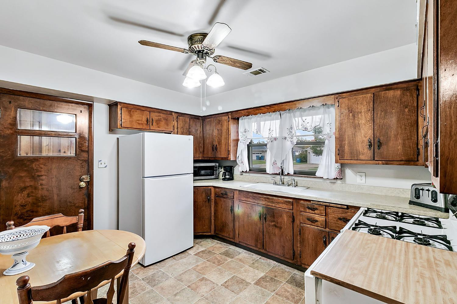 8605 Cottage Grove Avenue