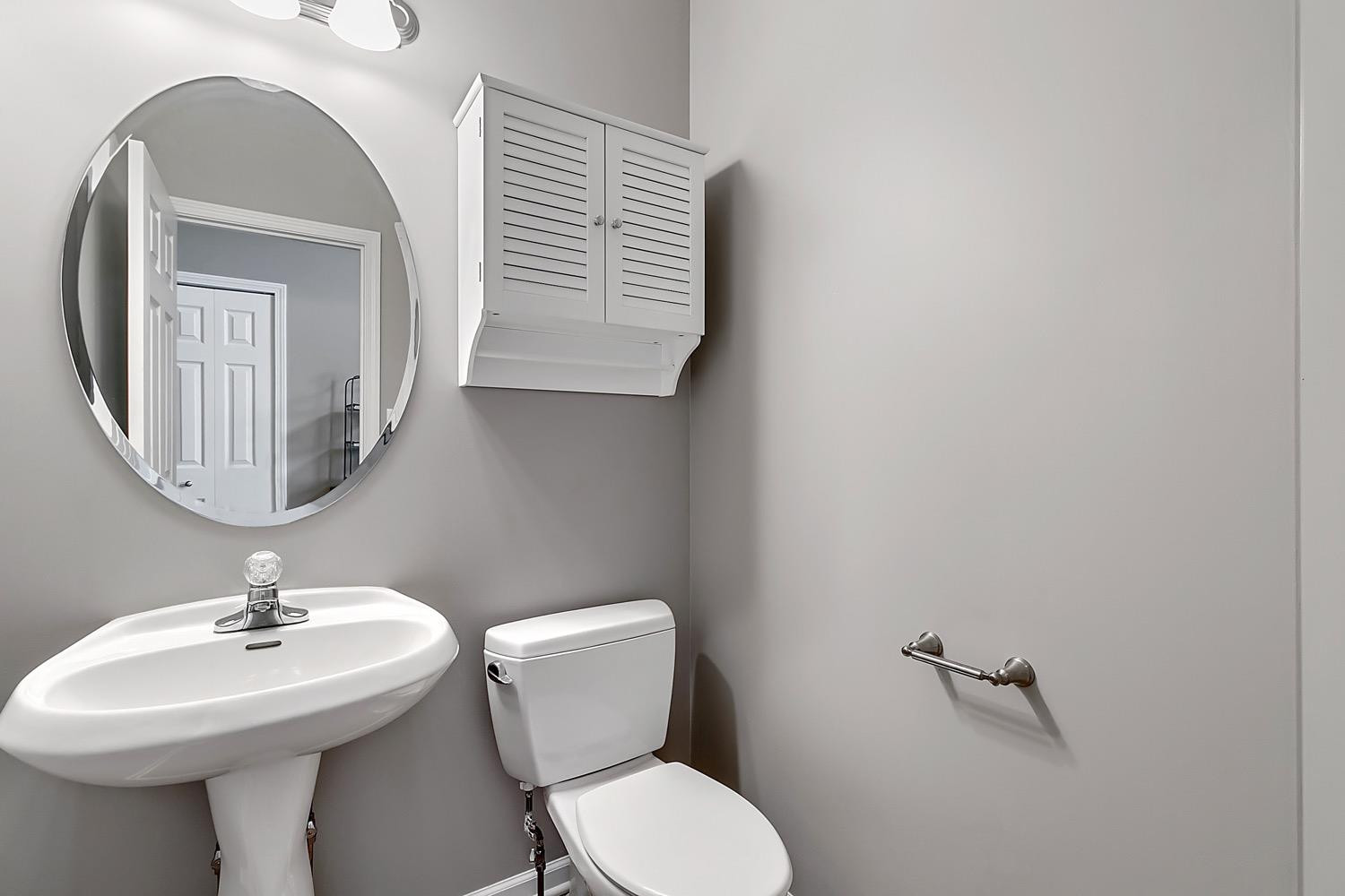 8753 Lake Hills Drive