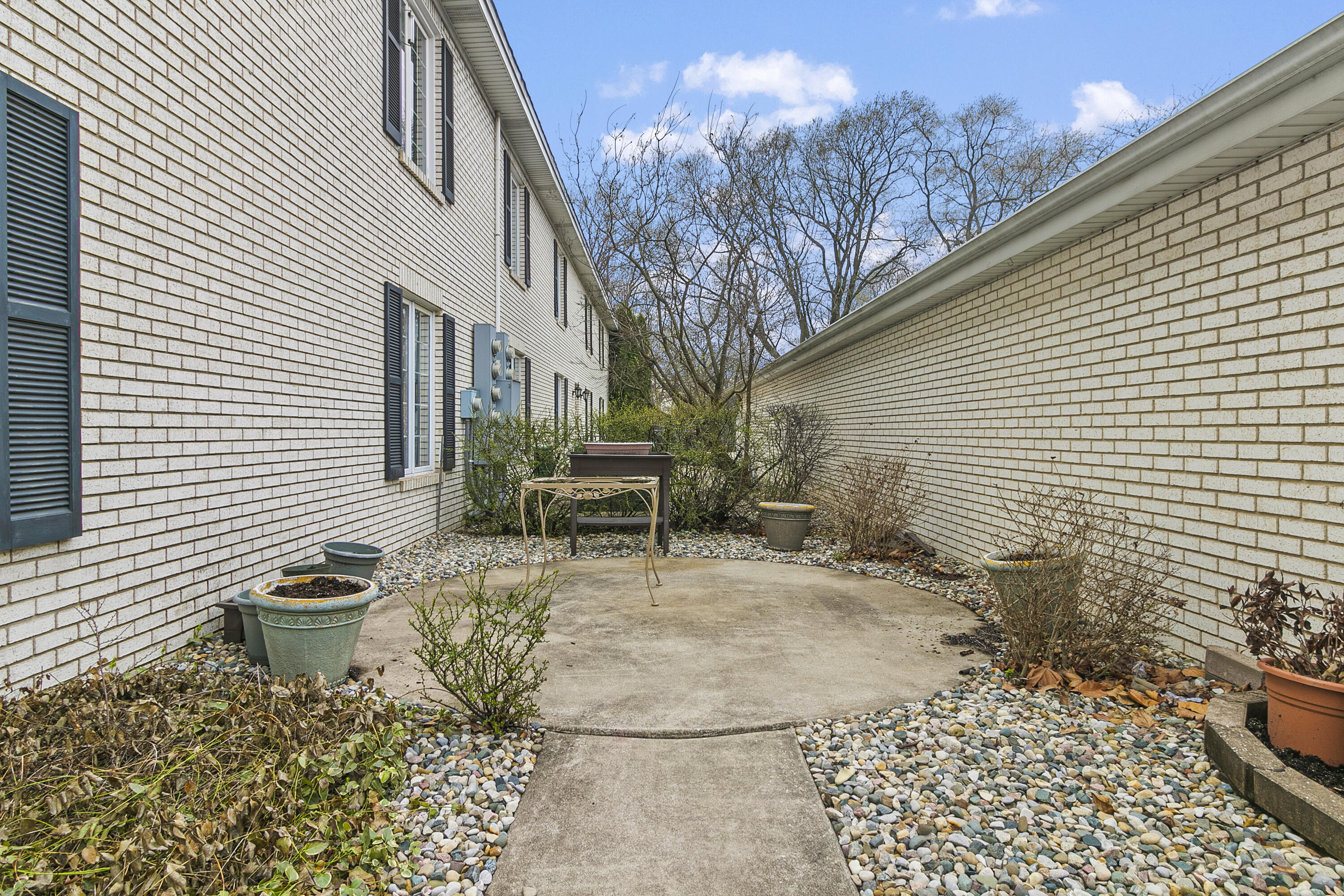 2231 Martha Street C2