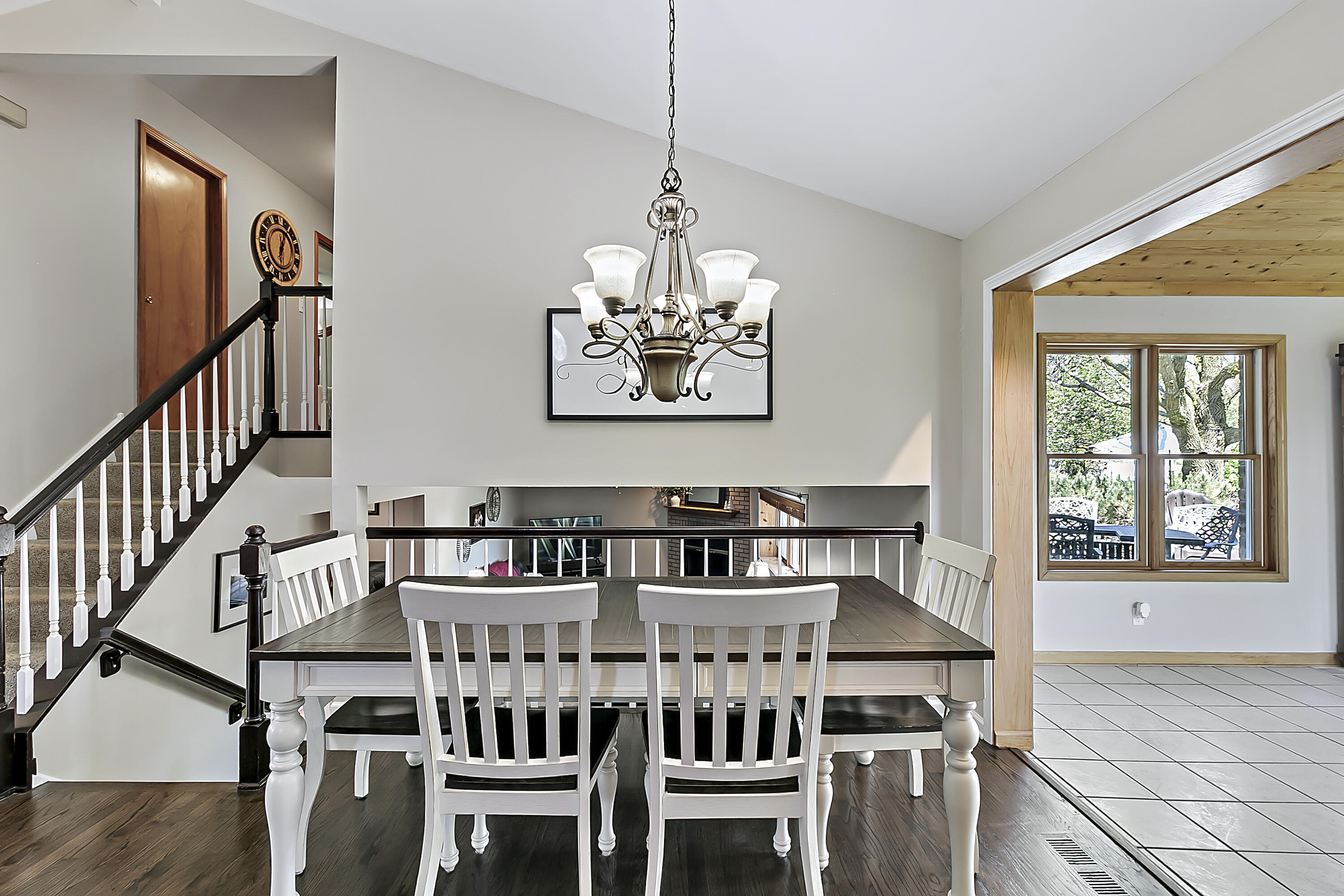 9185 Maplewood Street