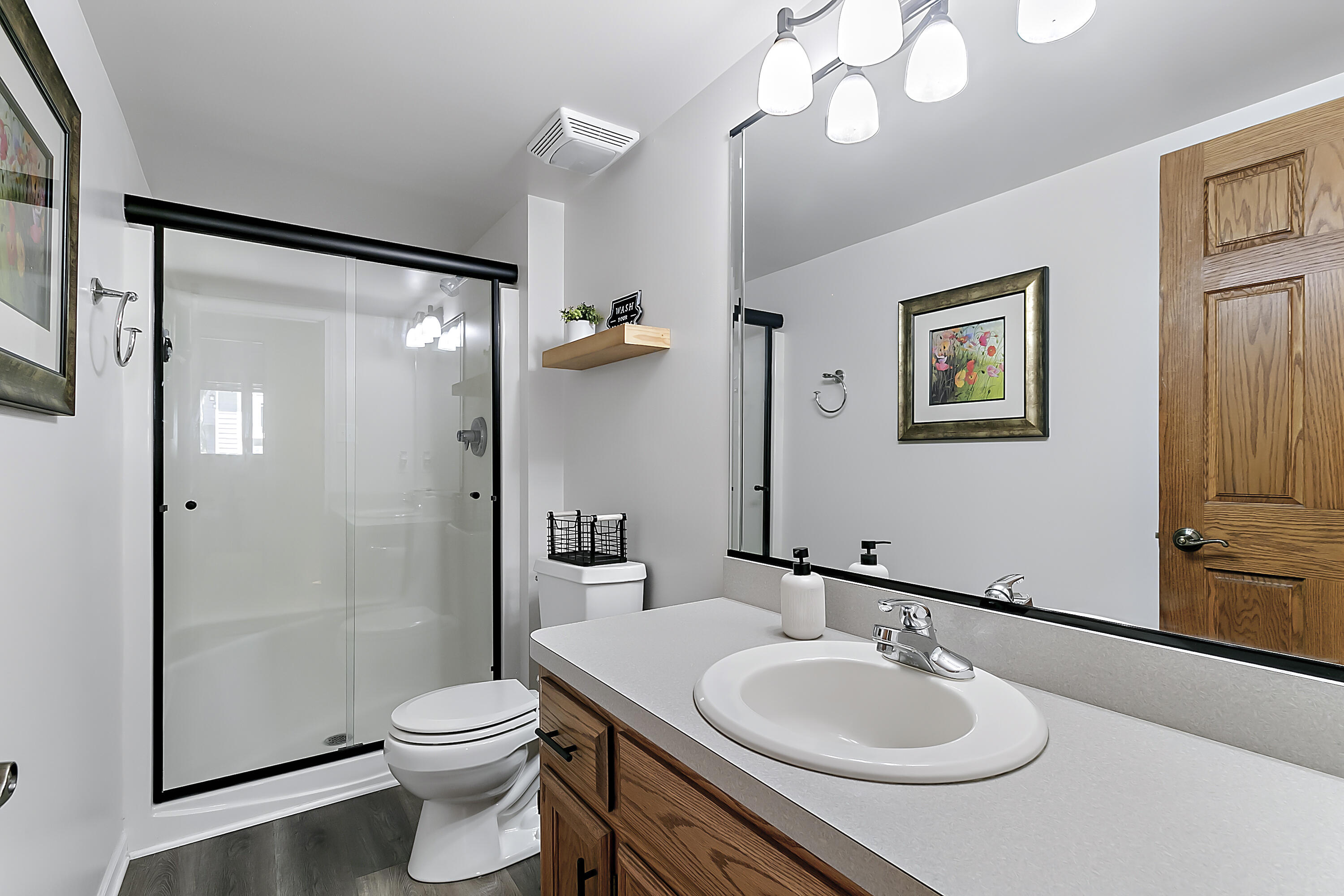 9185 Maplewood Street