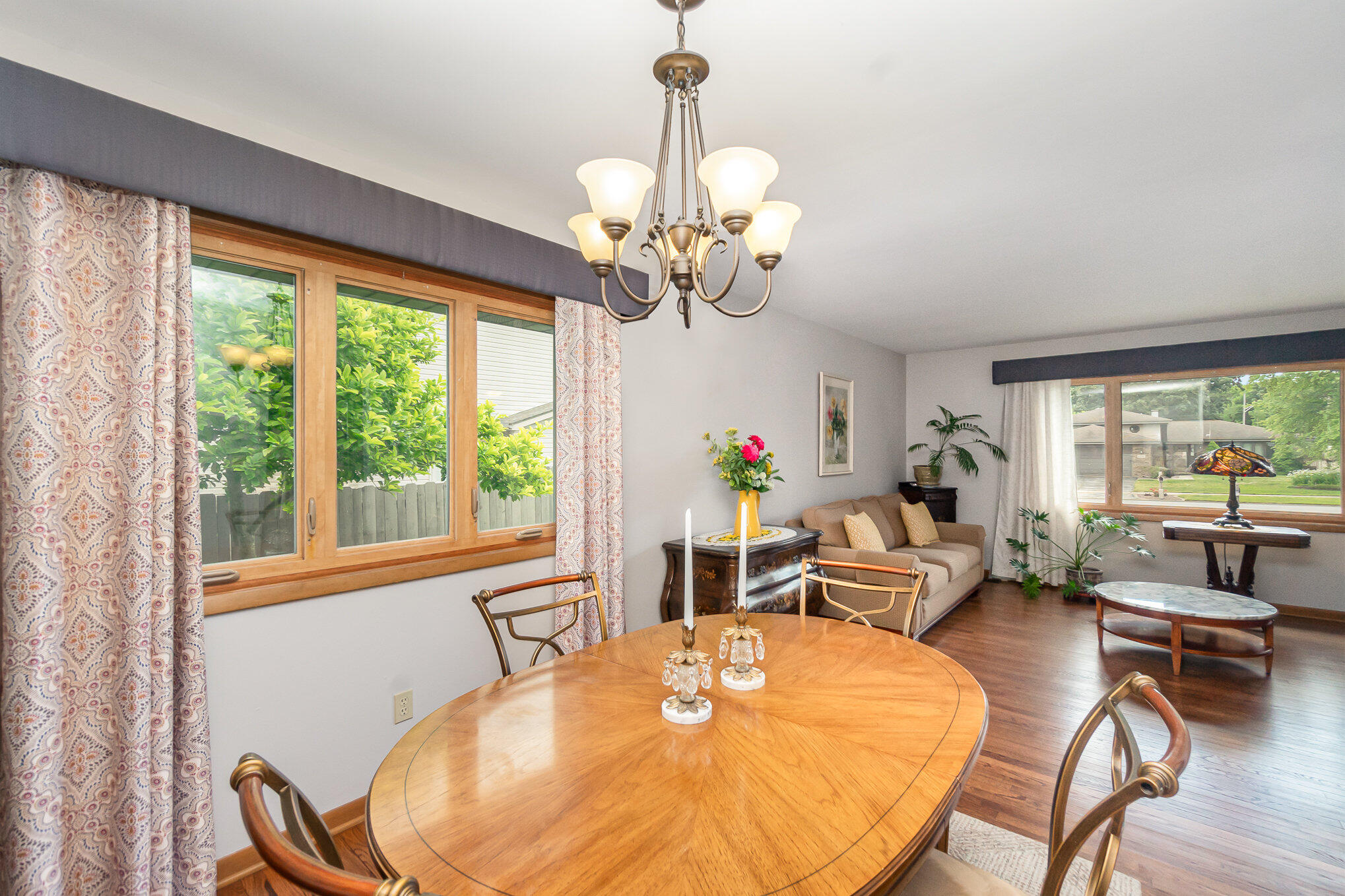 2820 Mockingbird Drive