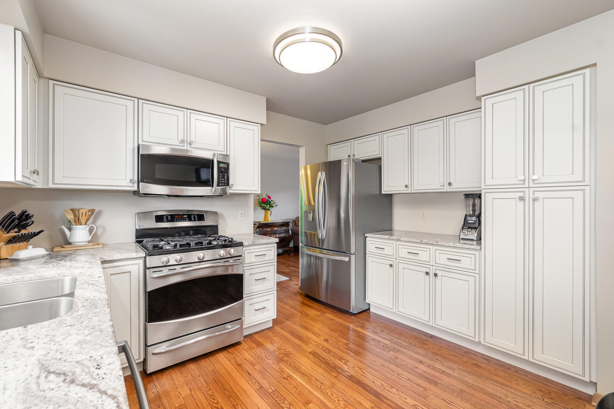 2820 Mockingbird Drive