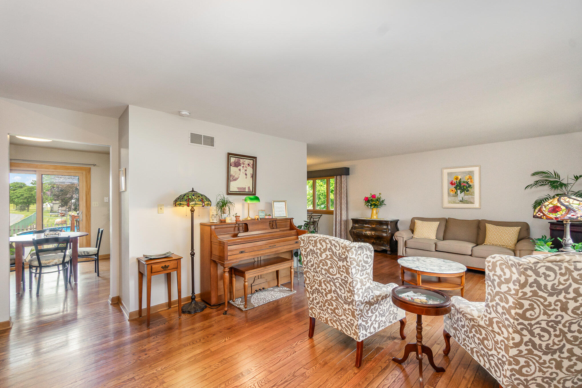 2820 Mockingbird Drive