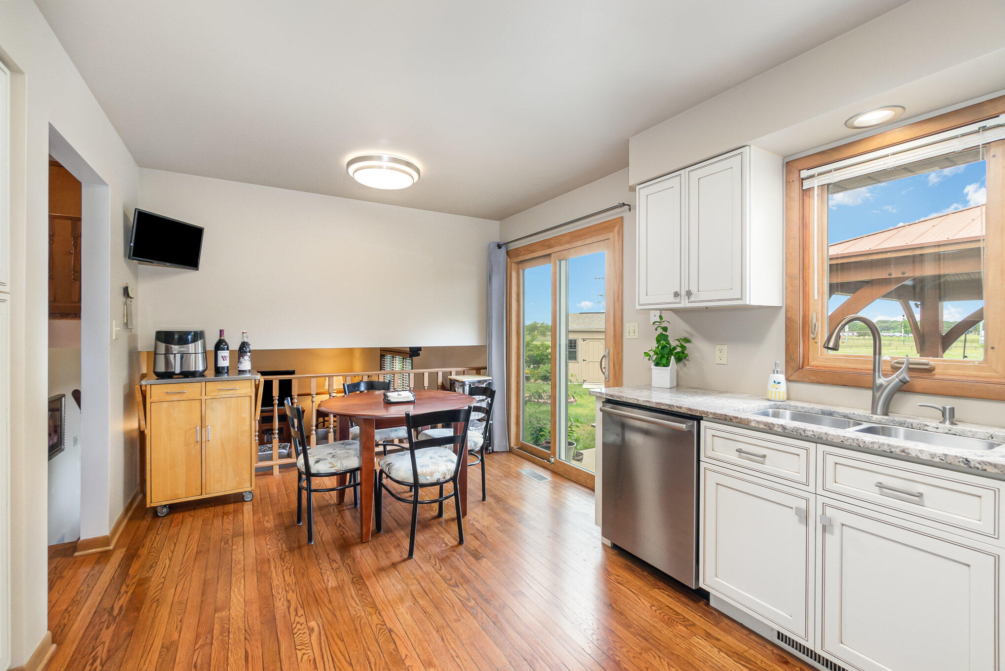 2820 Mockingbird Drive