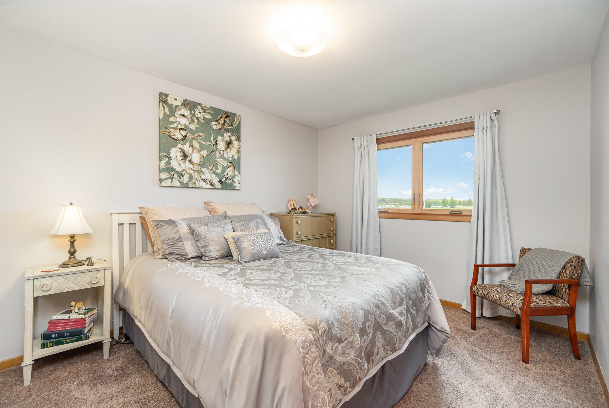 2820 Mockingbird Drive