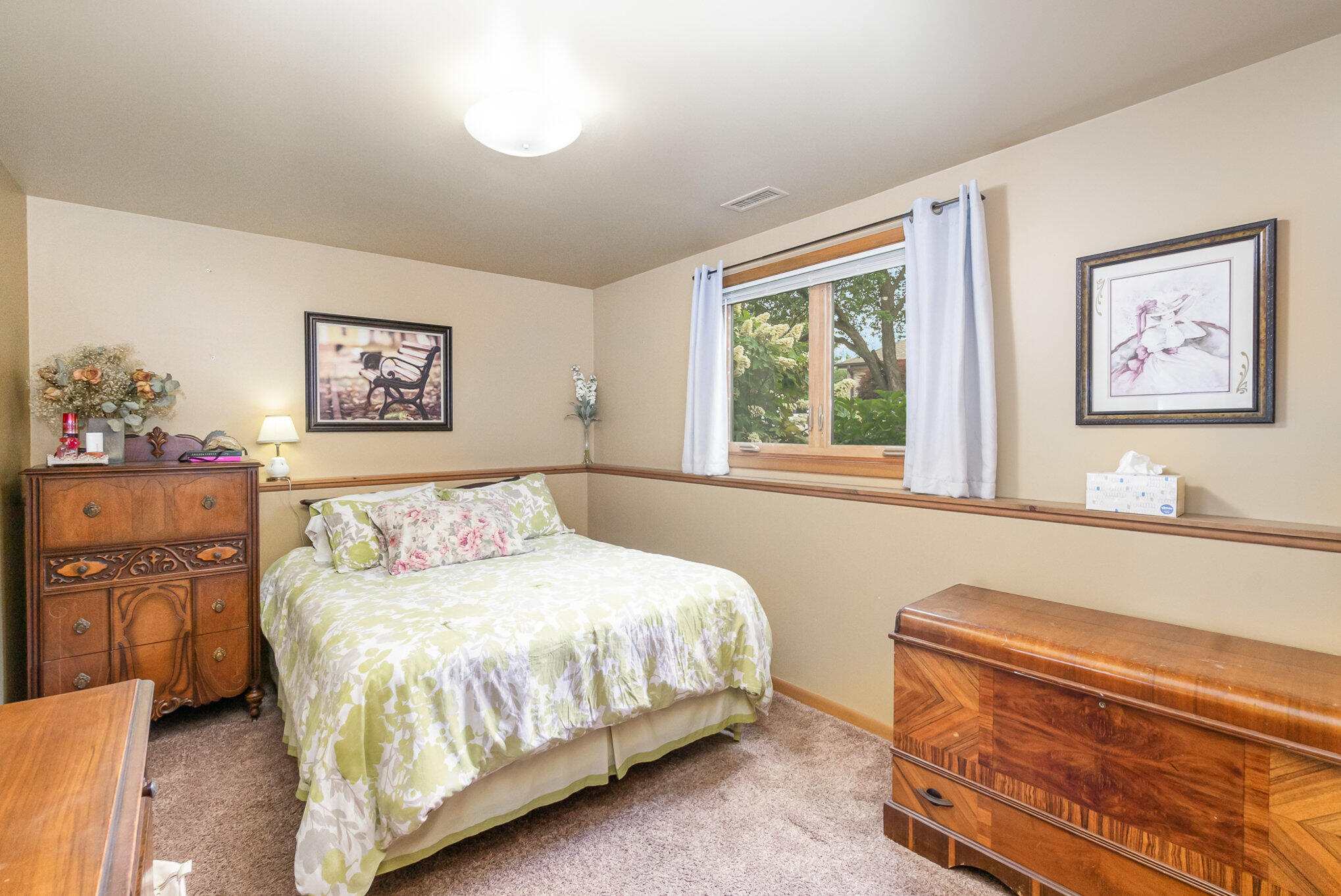 2820 Mockingbird Drive