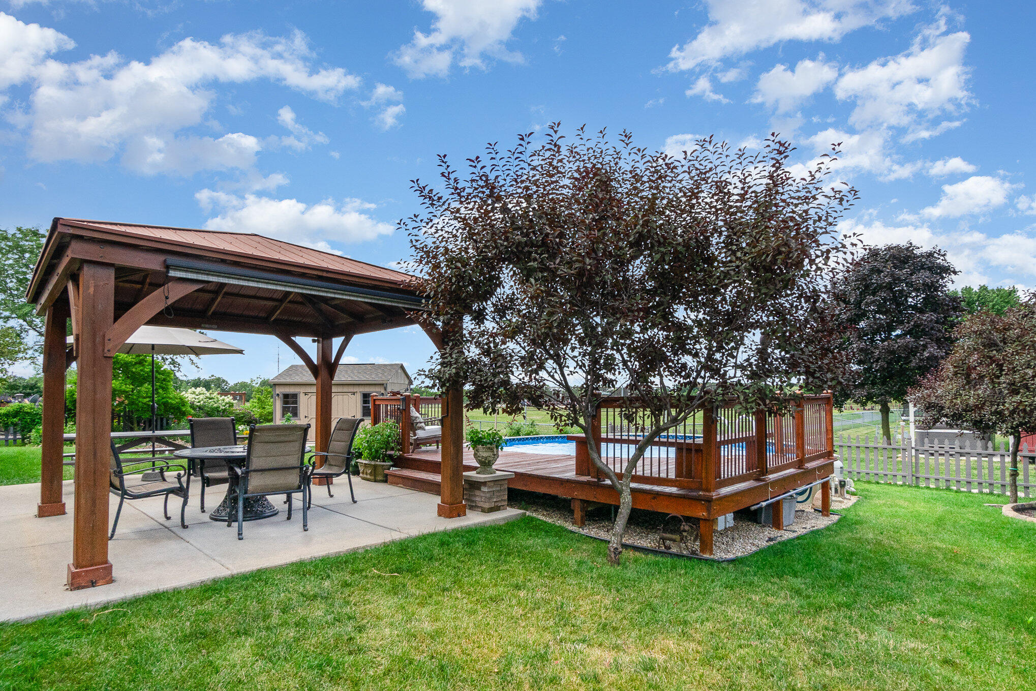 2820 Mockingbird Drive