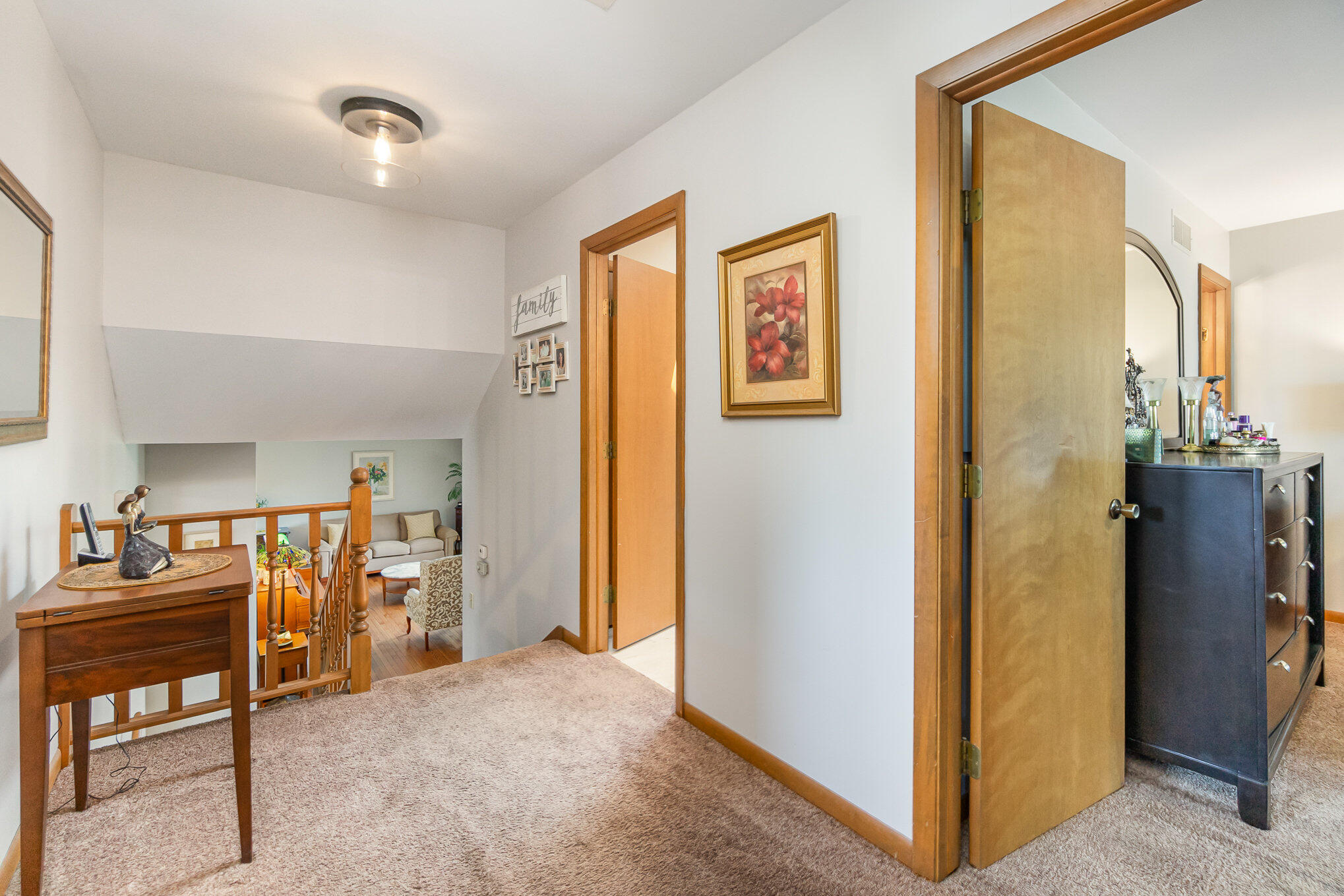 2820 Mockingbird Drive