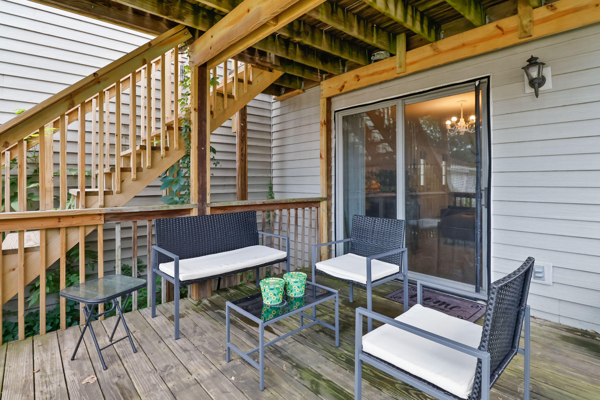 2584 Parkview Street