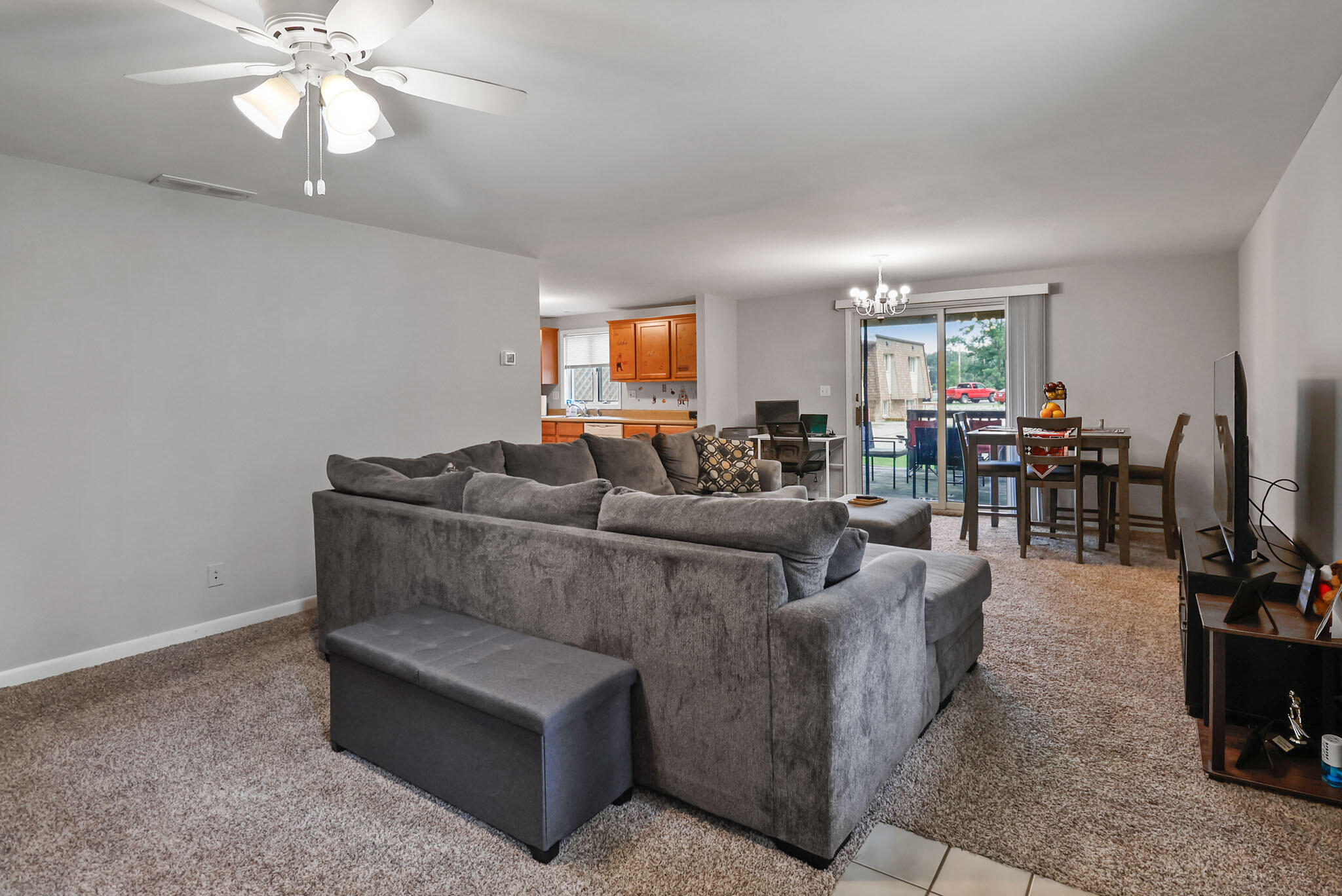 2584 Parkview Street