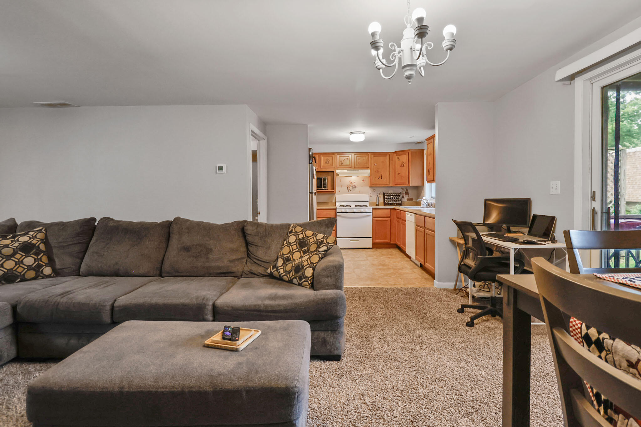 2584 Parkview Street