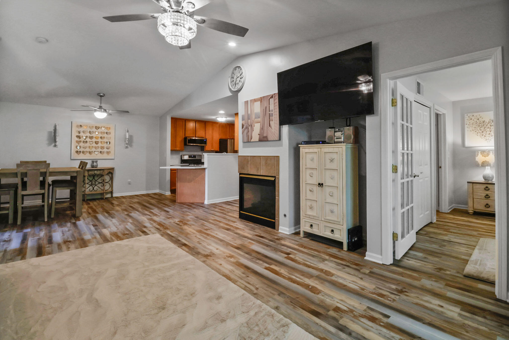 10409 White Oak Lane 3C