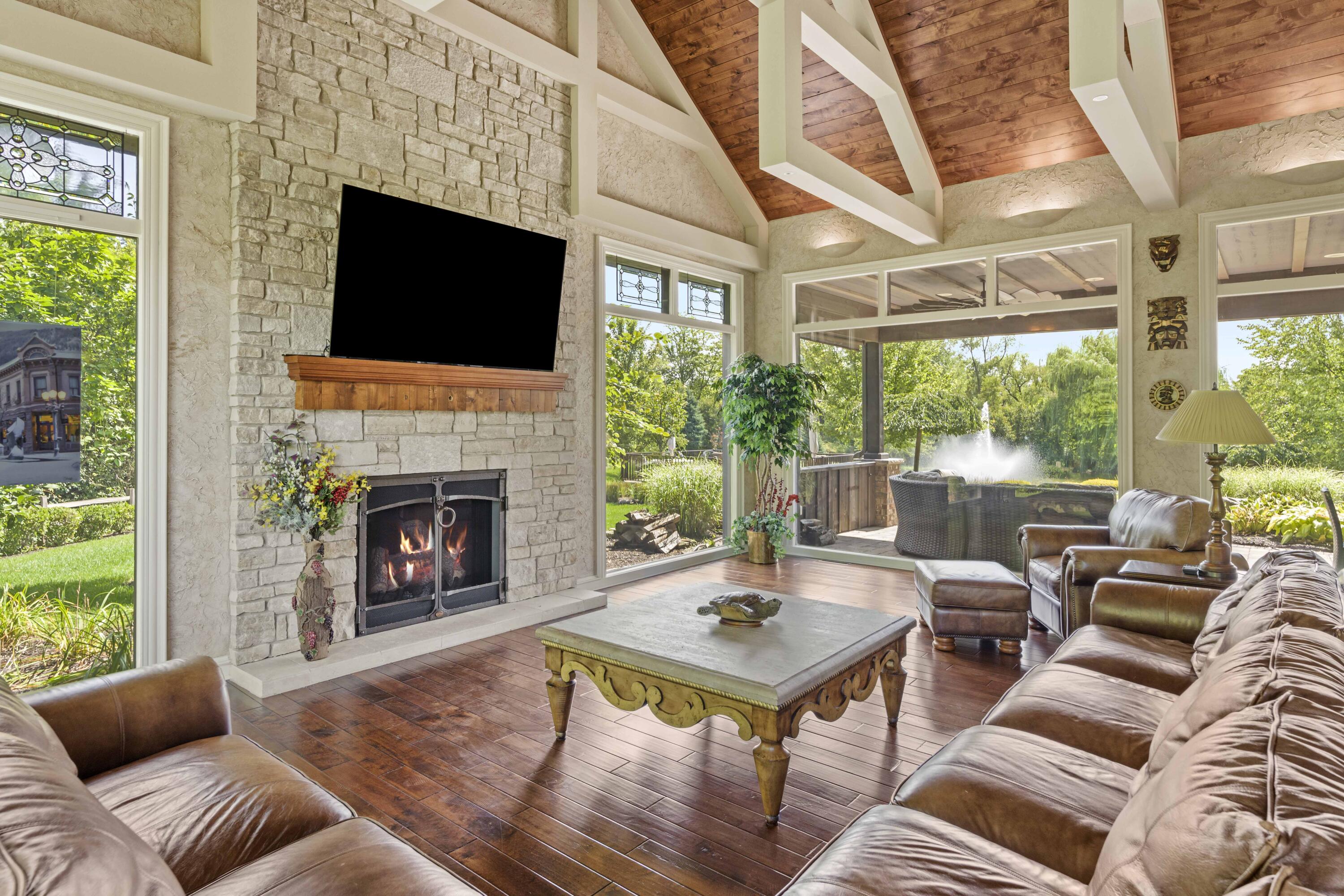 10910 Lake Central Drive