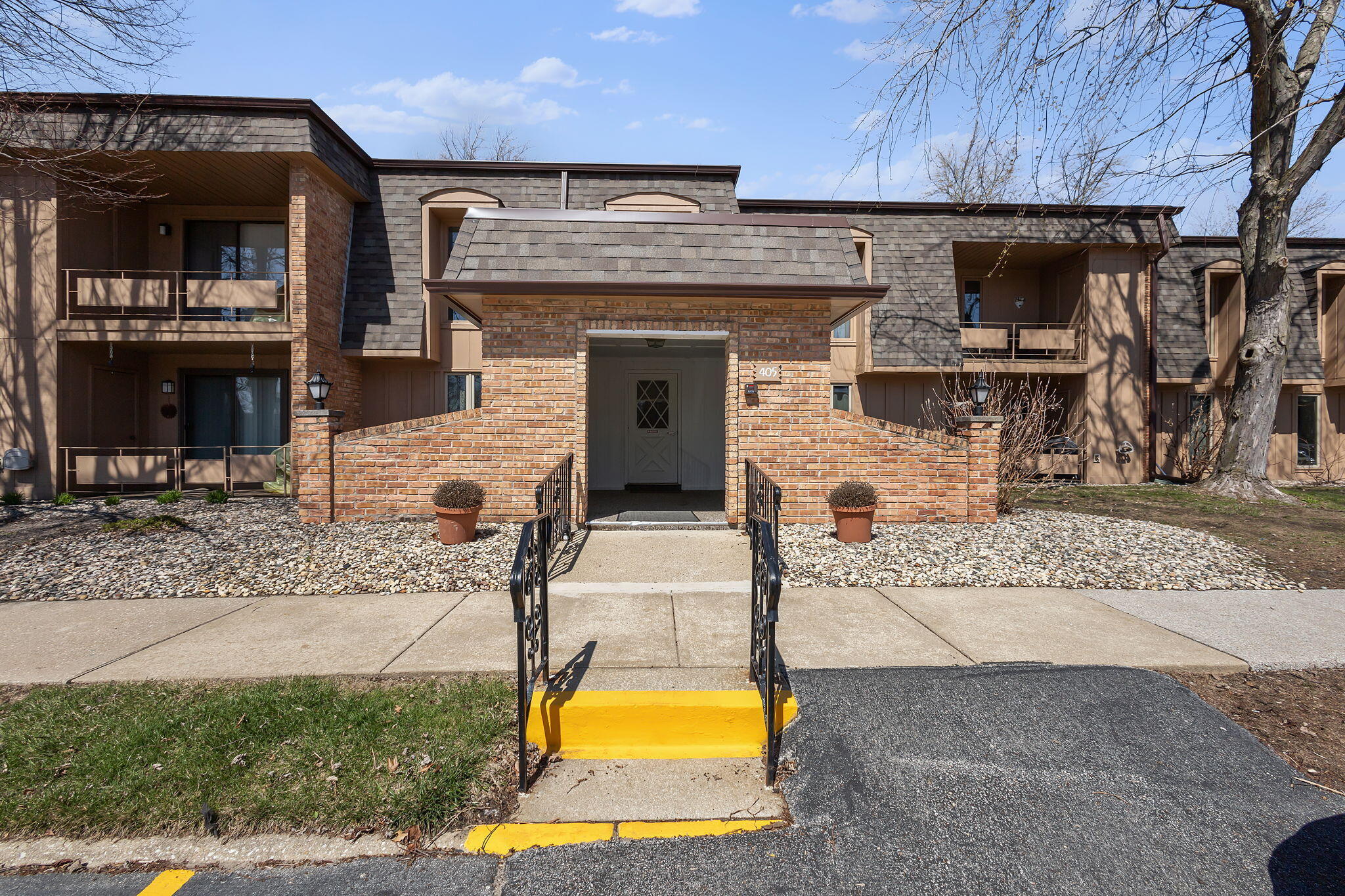 405 Old Stone Road 6