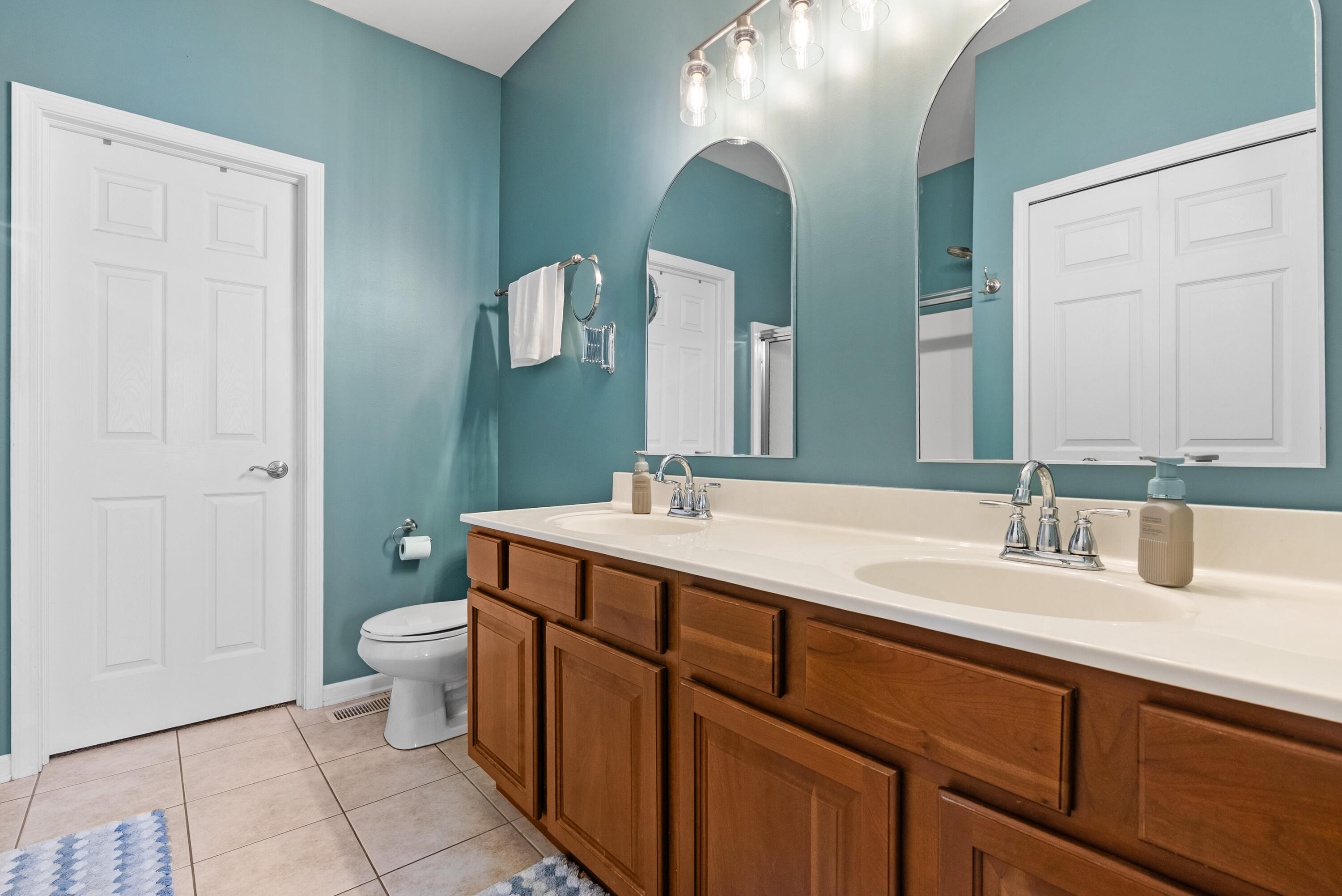 8754 Forest Glen Court