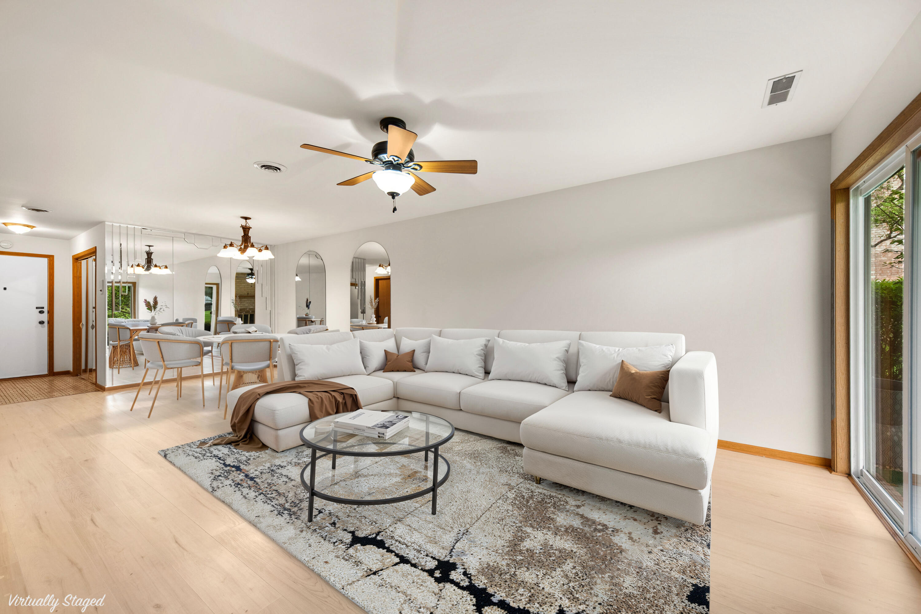 245 W Joliet Street 103