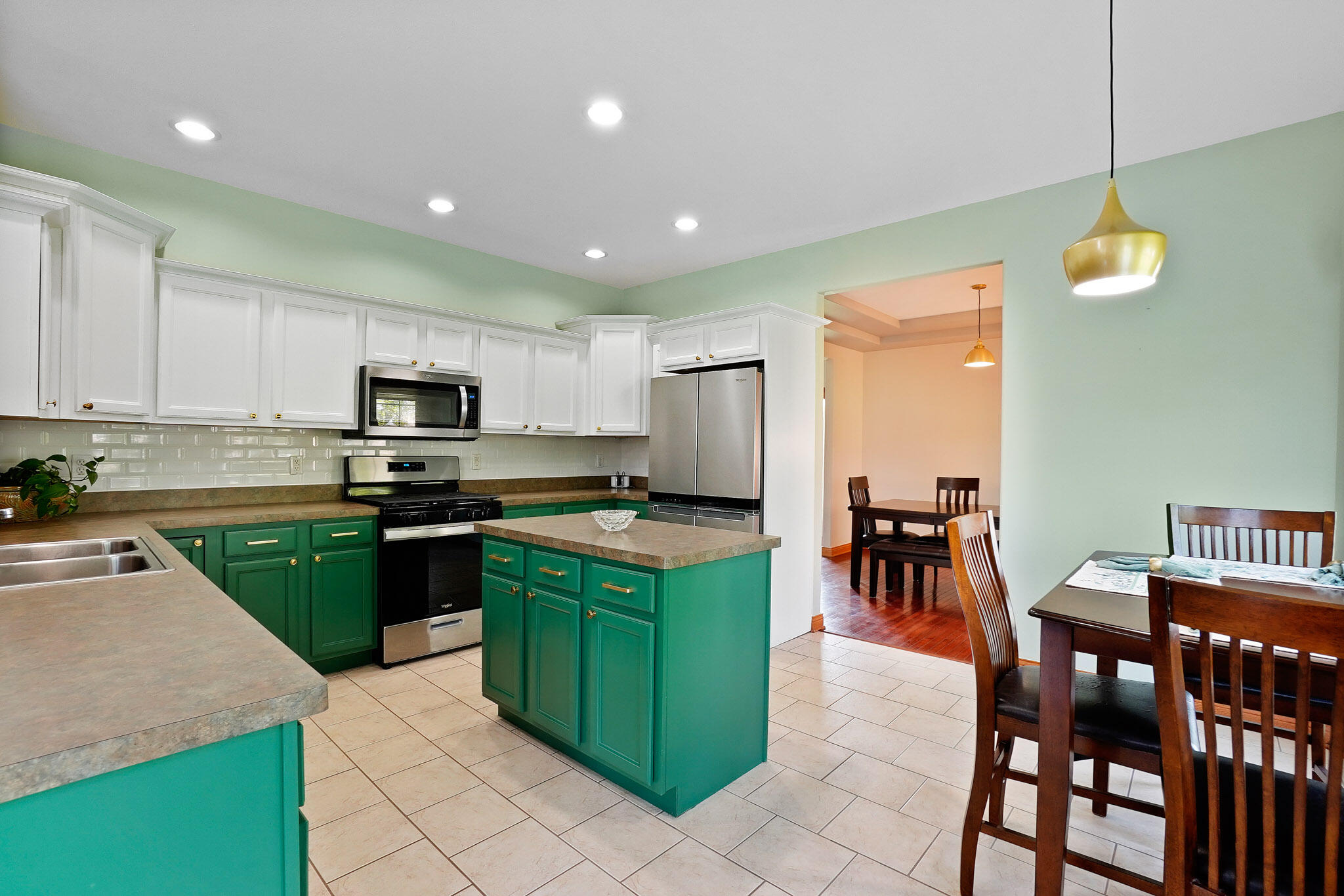 10680 Northcote Drive