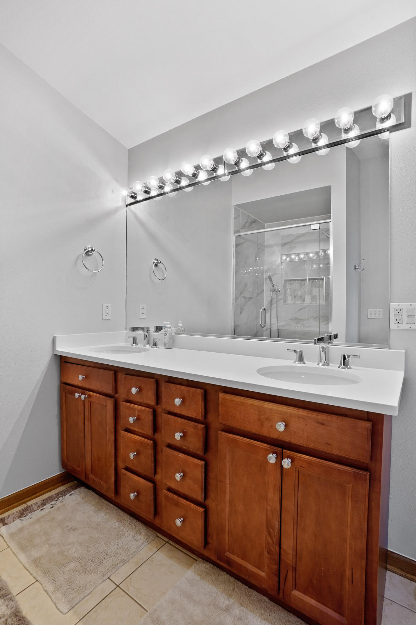 10680 Northcote Drive