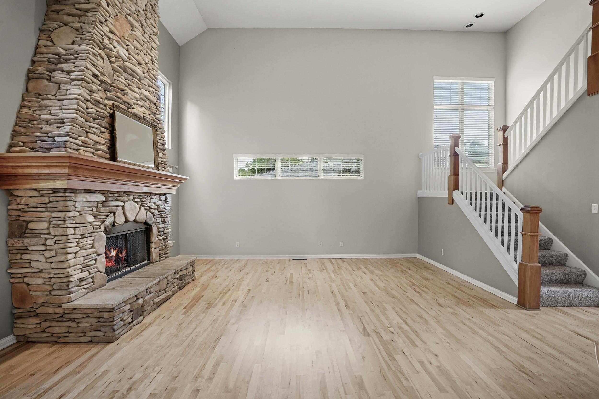 2507 Eisenhower Avenue