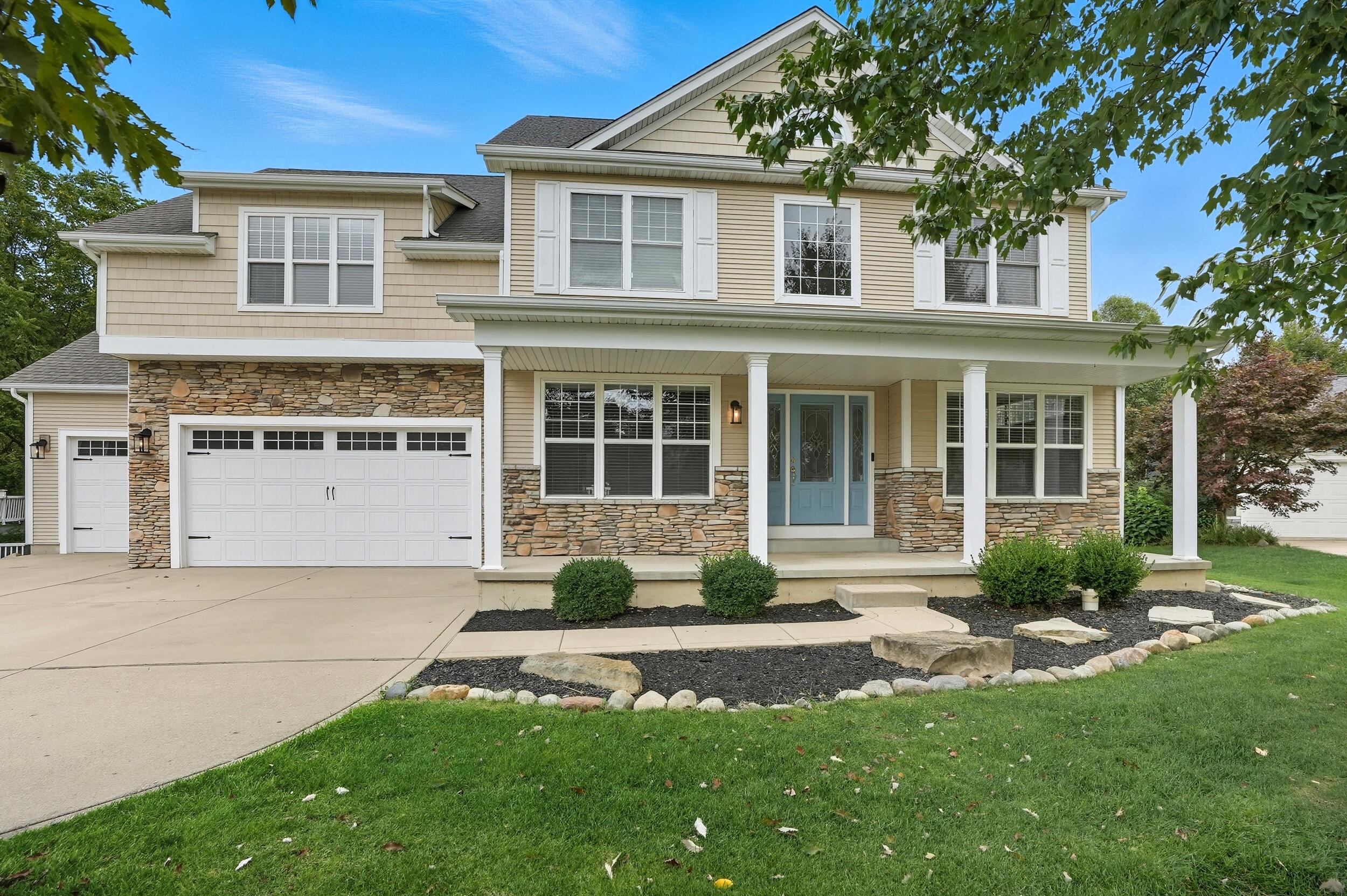 2507 Eisenhower Avenue