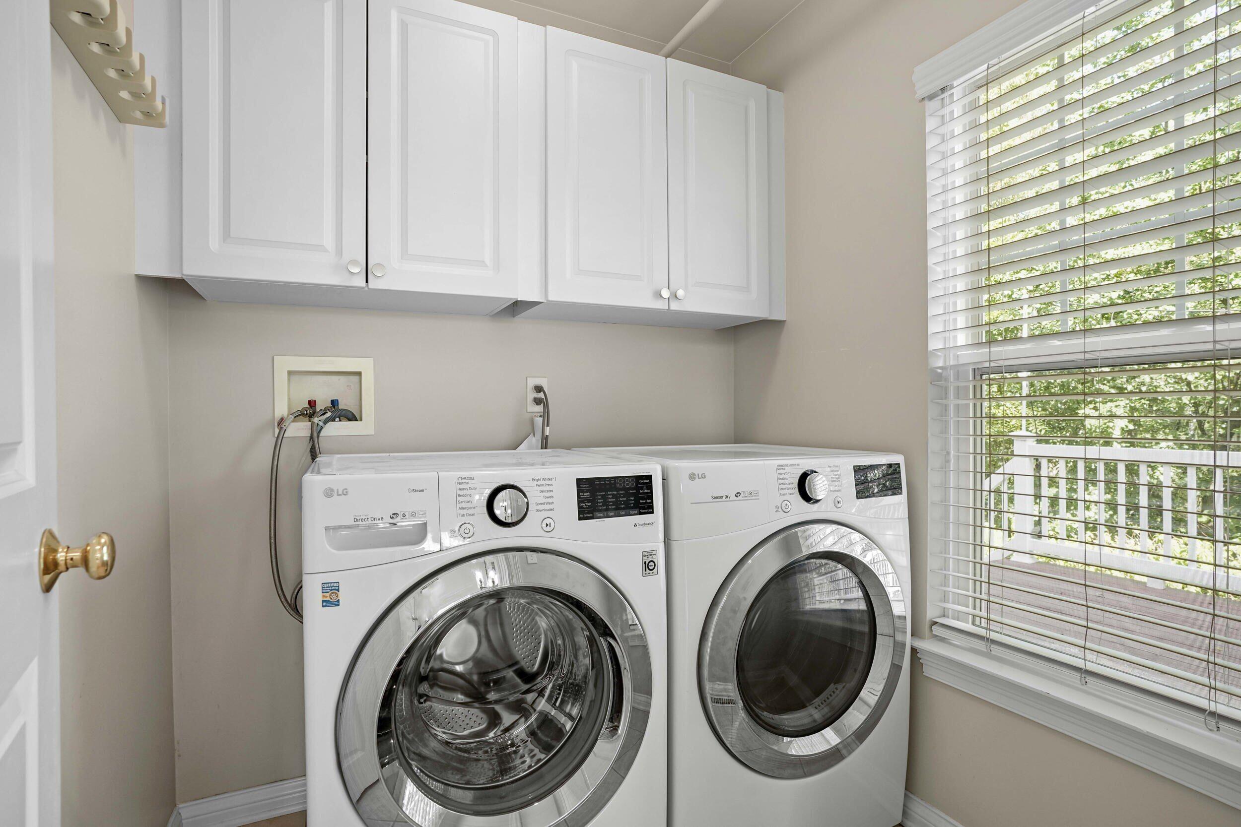 2507 Eisenhower Avenue