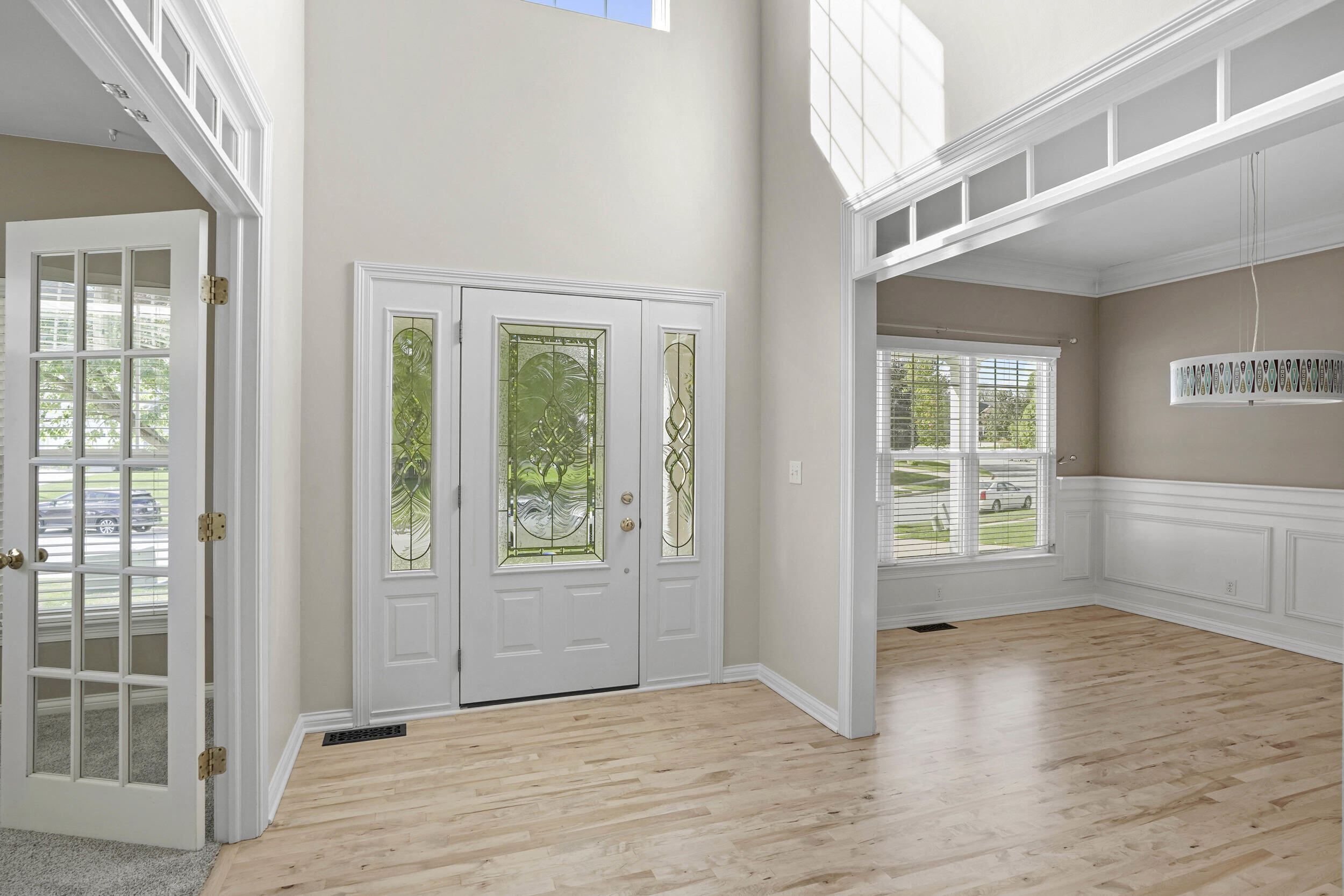 2507 Eisenhower Avenue