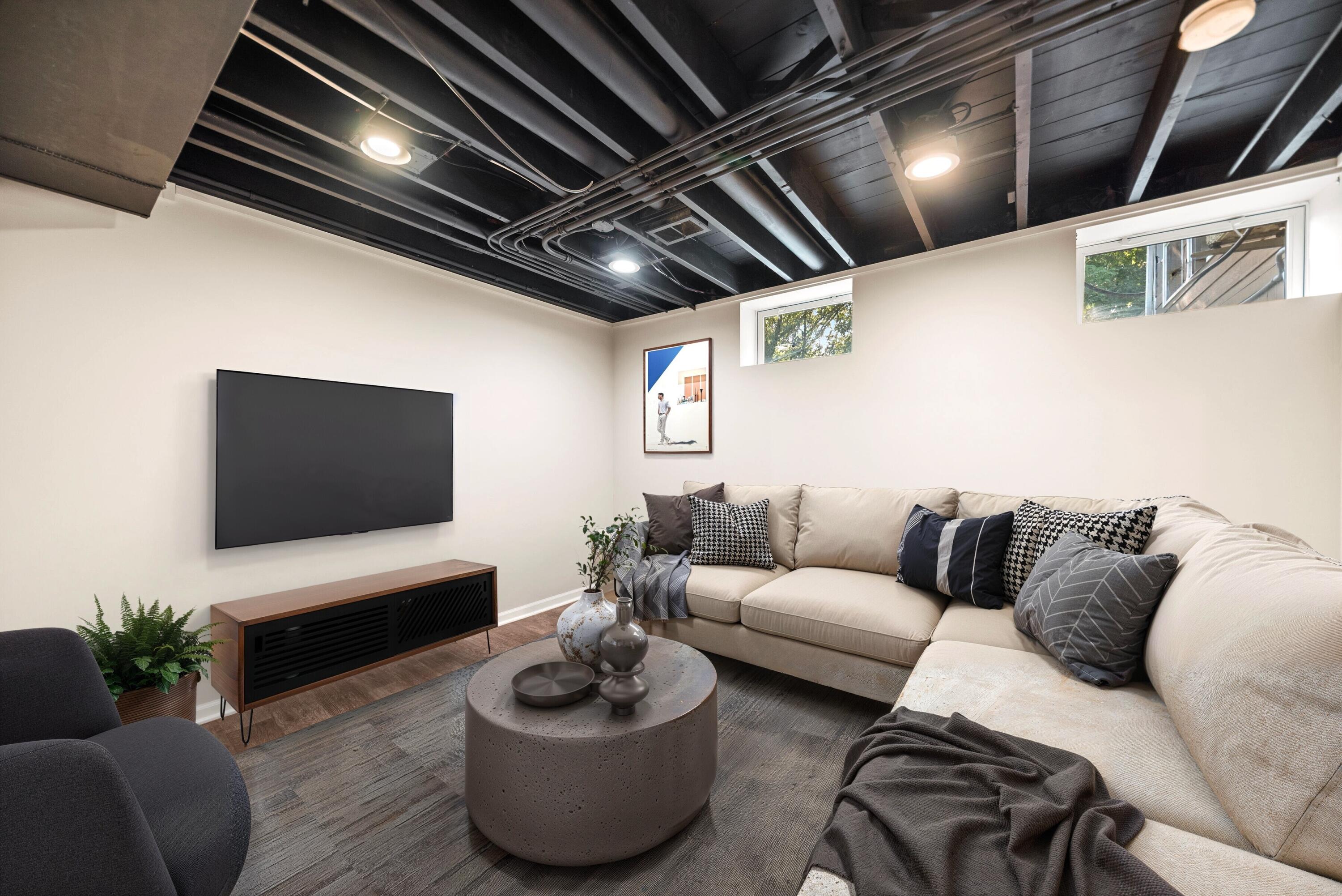 9186 W Springhill Drive