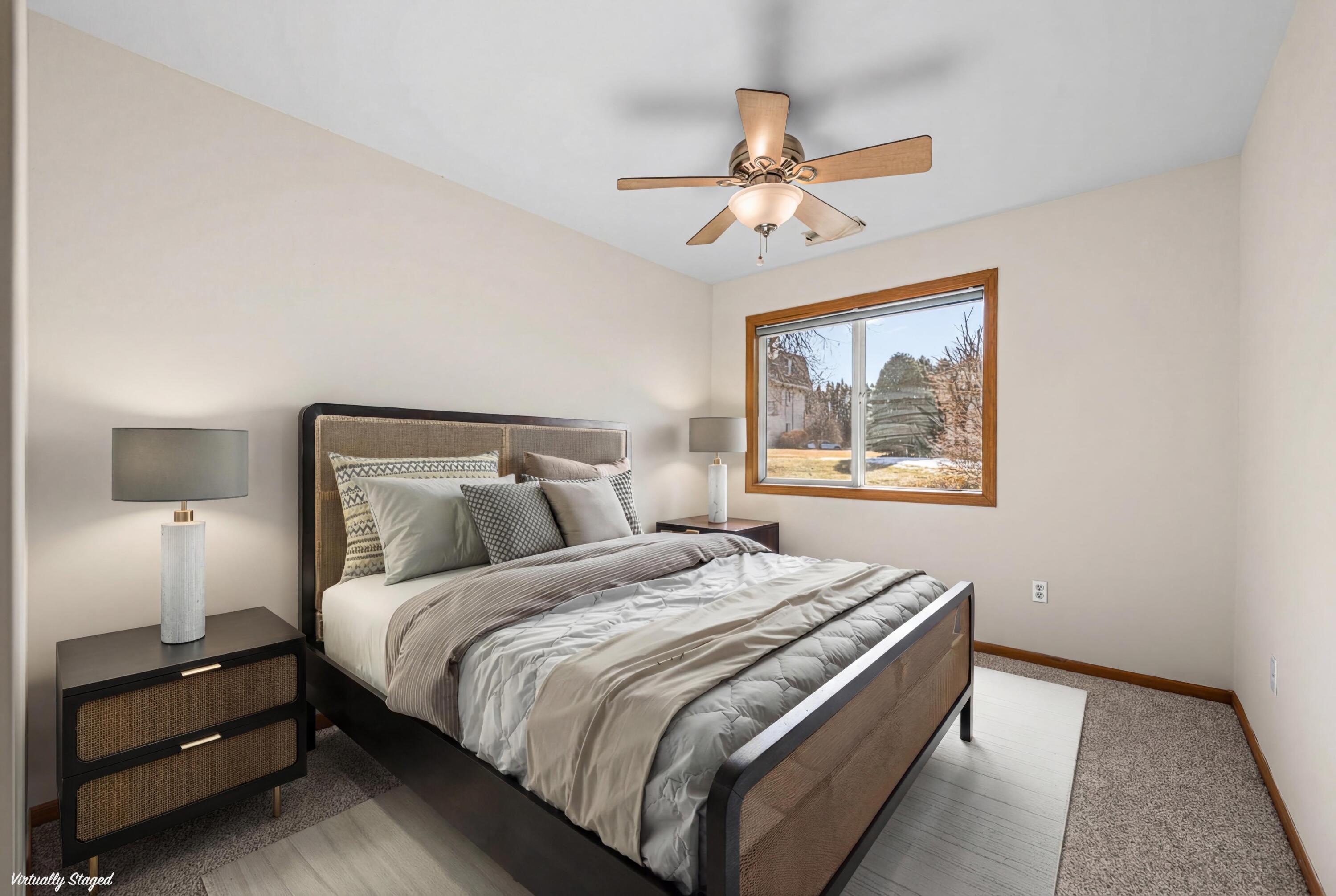 245 W Joliet Street Unit: 103